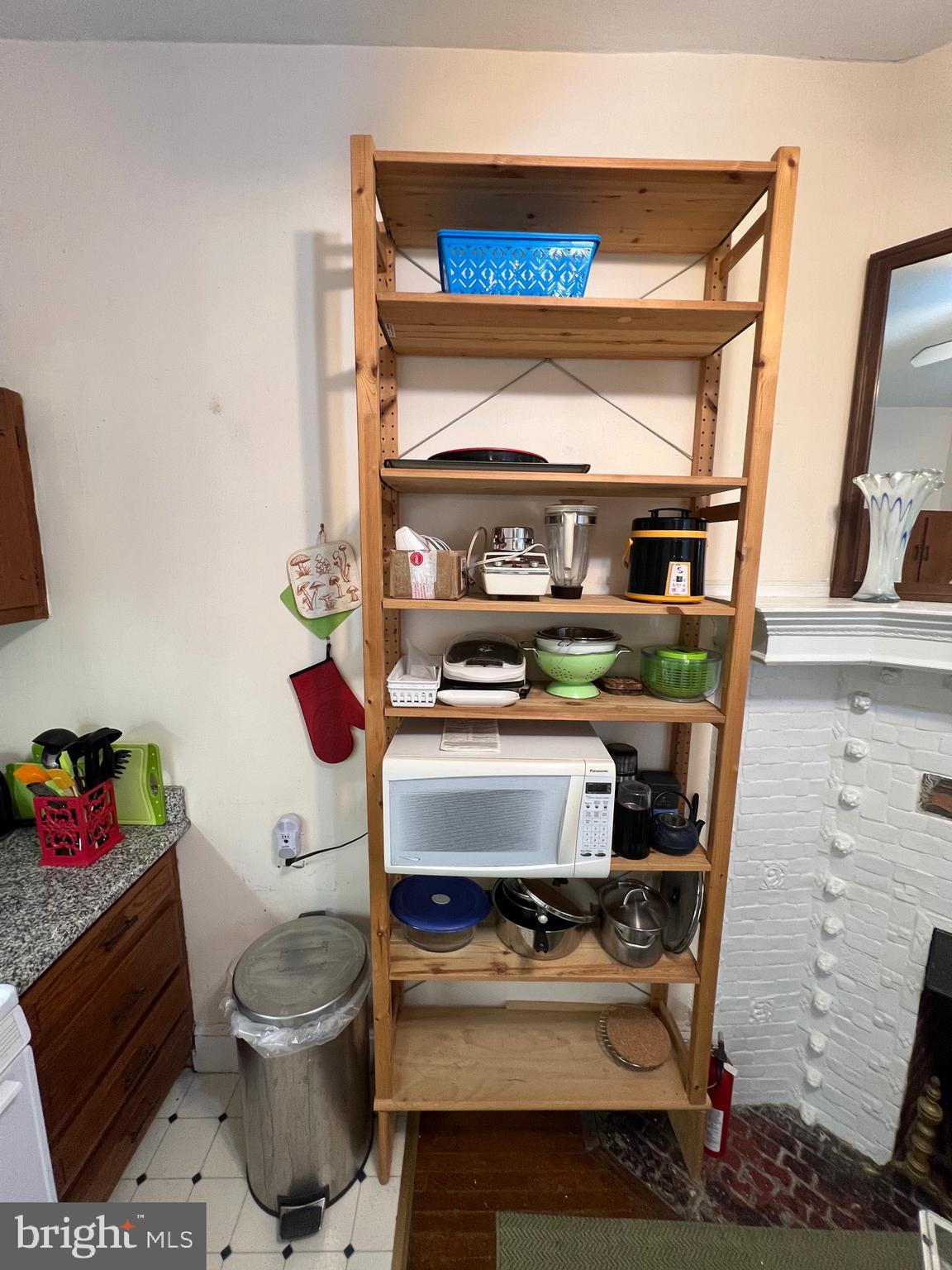 UNIVERSITY CITY - Residential Lease