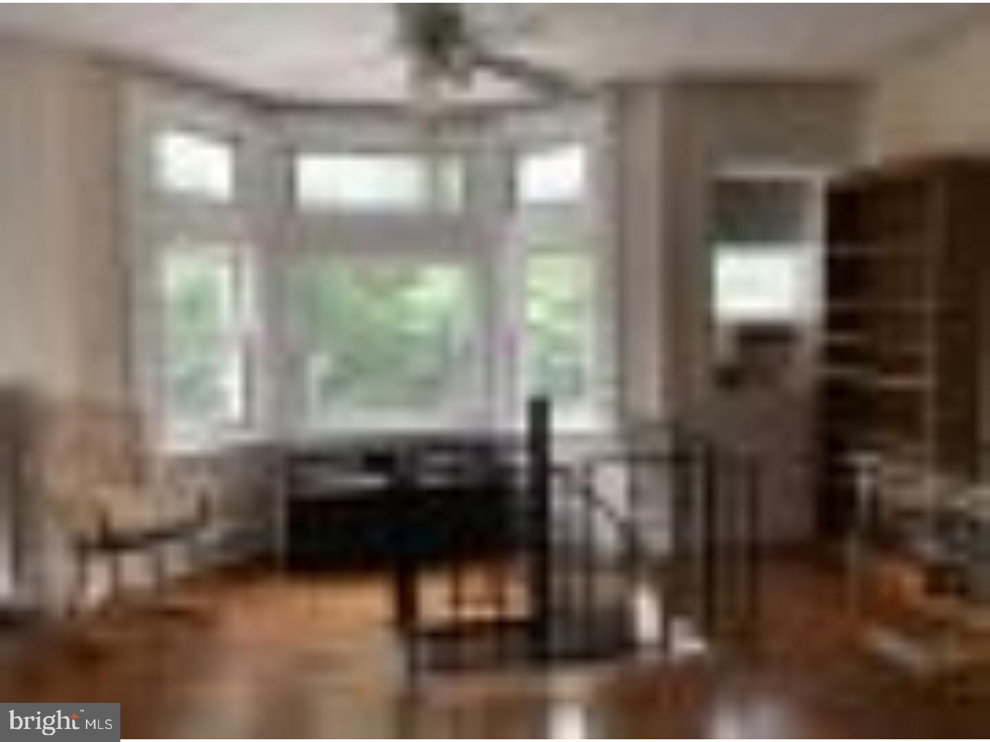 UNIVERSITY CITY - Residential Lease