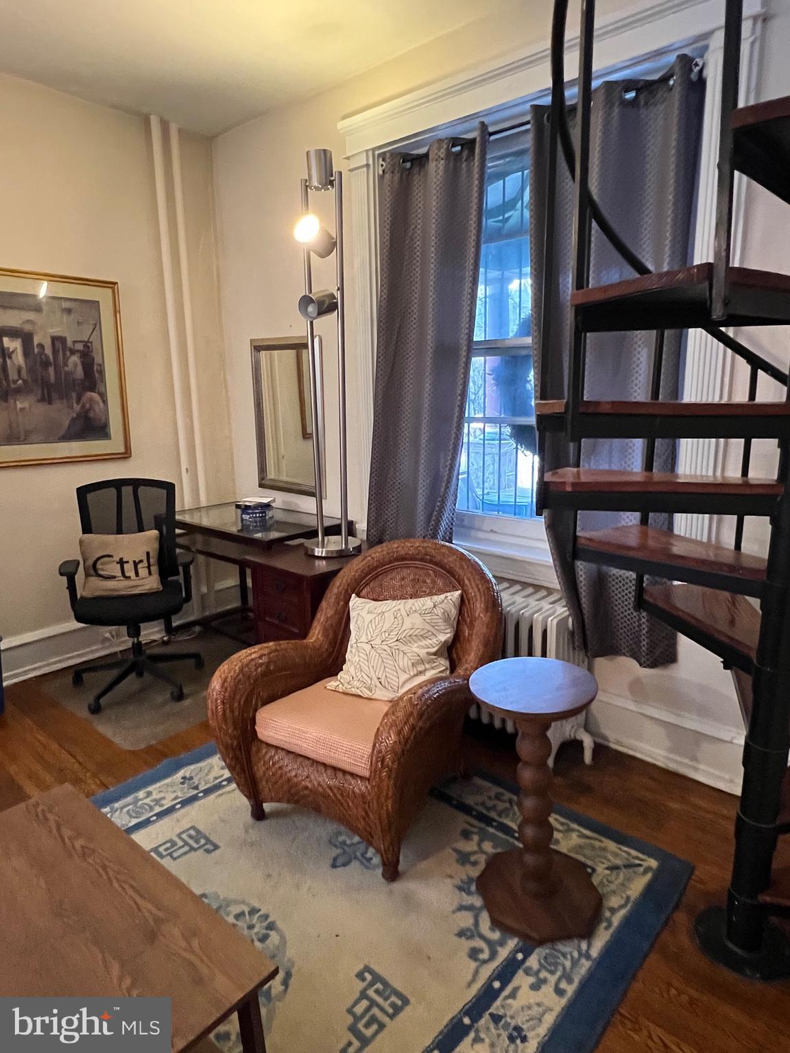 UNIVERSITY CITY - Residential Lease