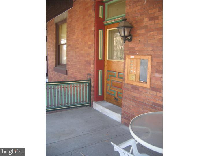 UNIVERSITY CITY - Residential Lease