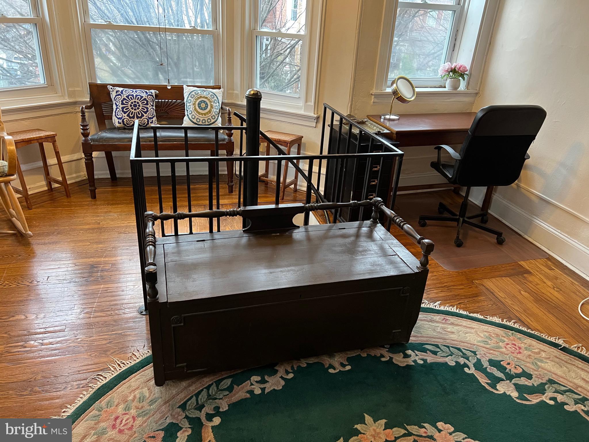 UNIVERSITY CITY - Residential Lease