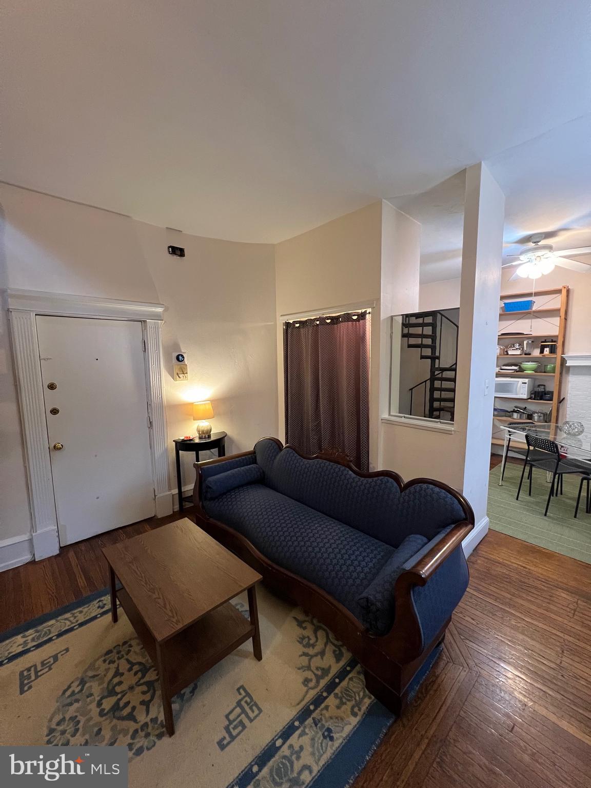 UNIVERSITY CITY - Residential Lease