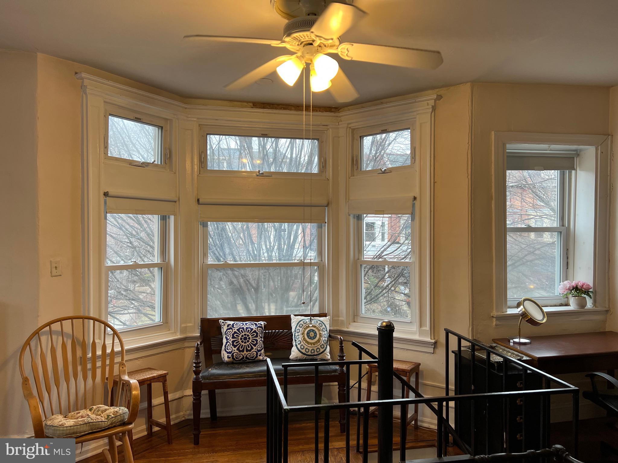 UNIVERSITY CITY - Residential Lease