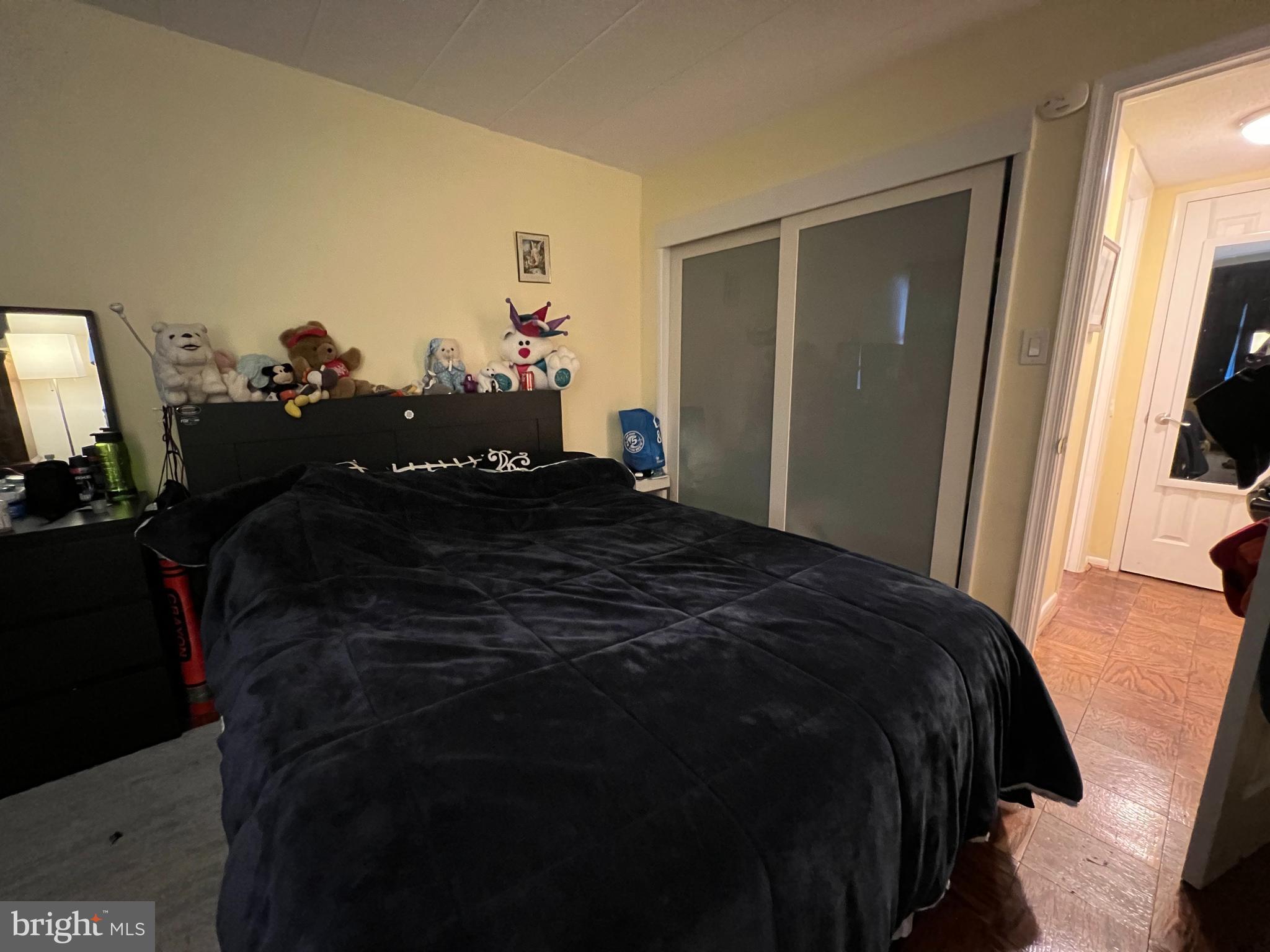 PRESIDENTIAL PARK - Residential Lease