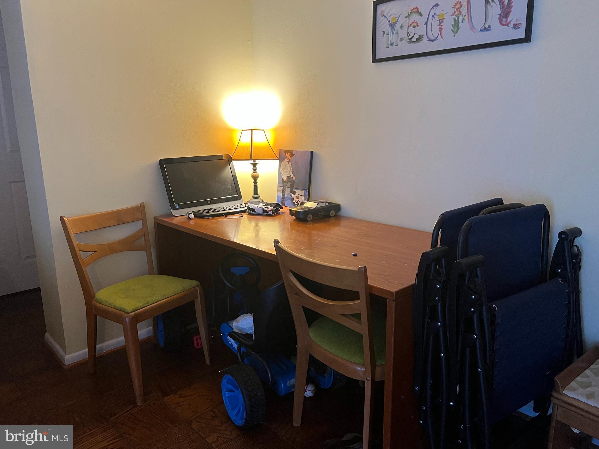 PRESIDENTIAL PARK - Residential Lease