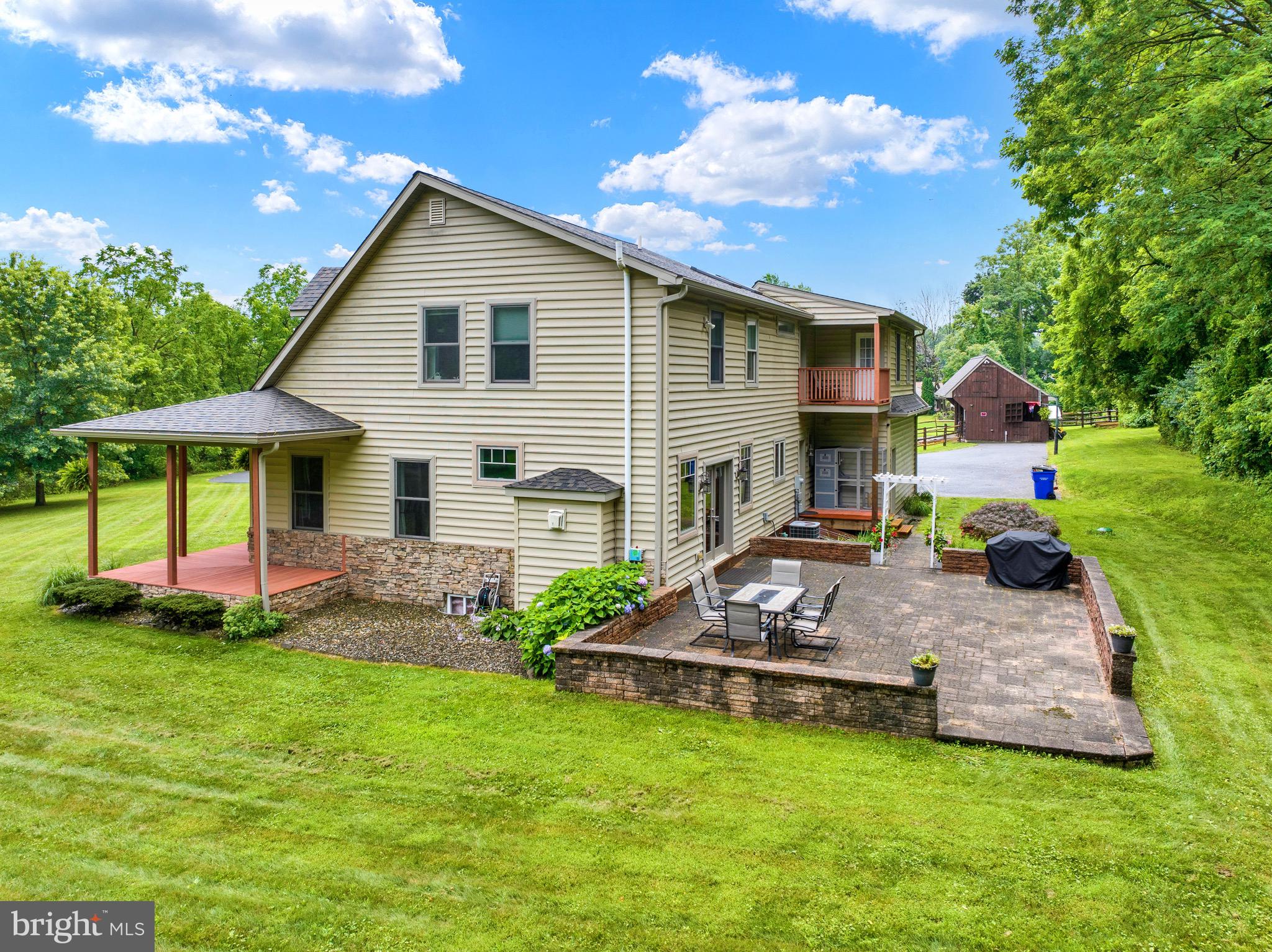 52 WOODSIDE AVENUE A