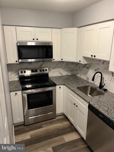 Townhouse For Rent - 2238 Pileggi Road #1ST FLOOR<br/> Bucks County, WARRINGTON, PA 18976