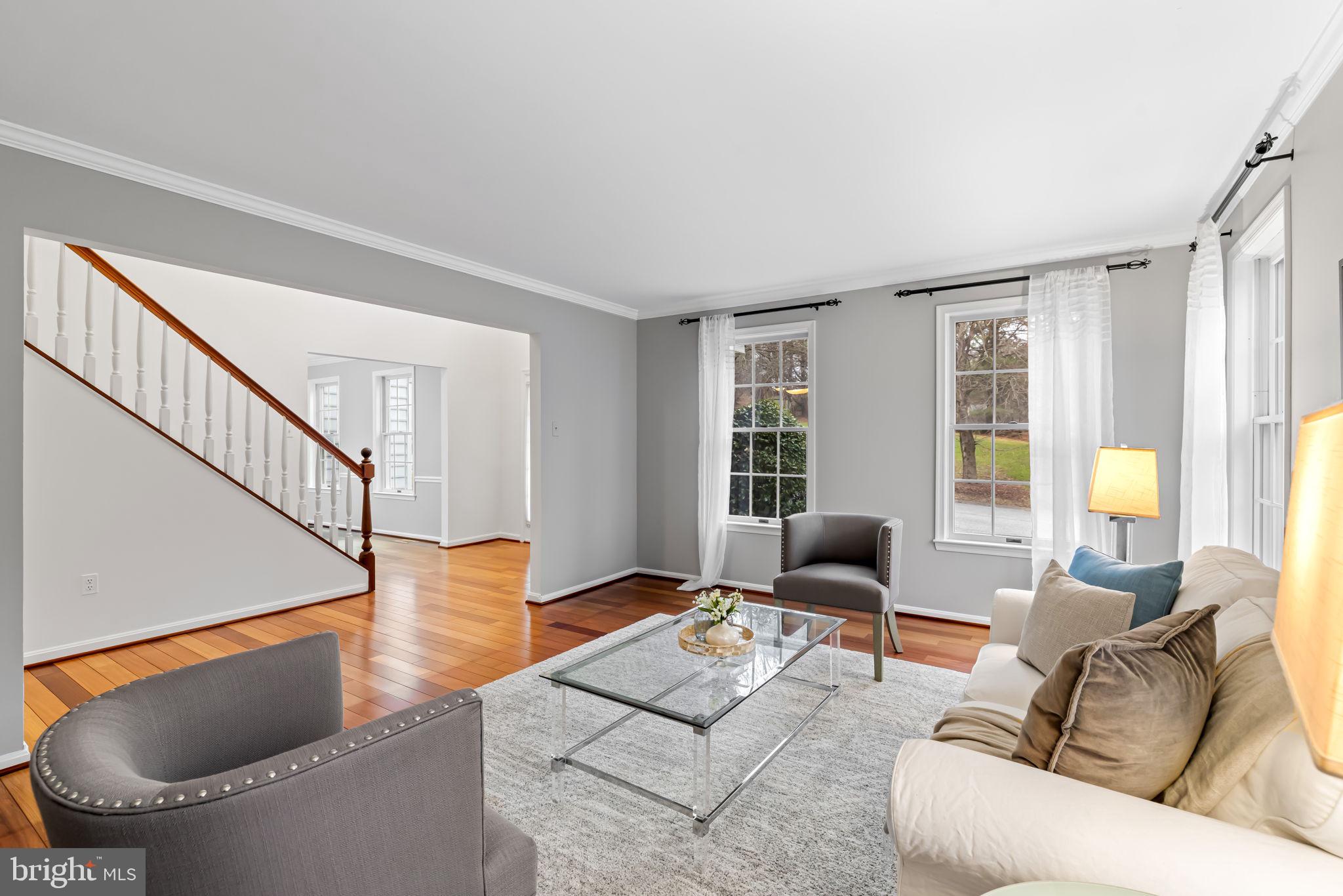 RIVER HILL - Residential