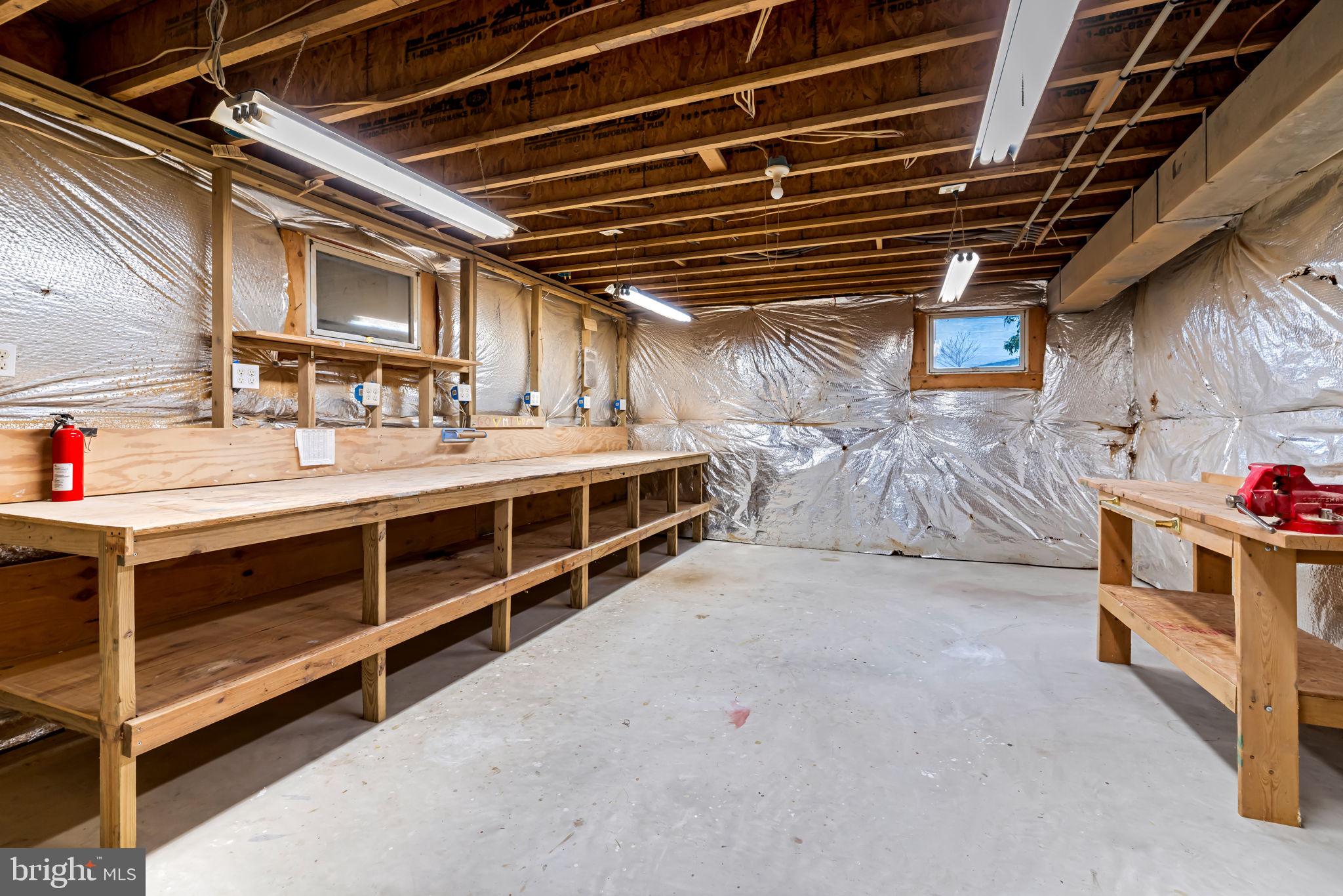 RIVER HILL - Residential