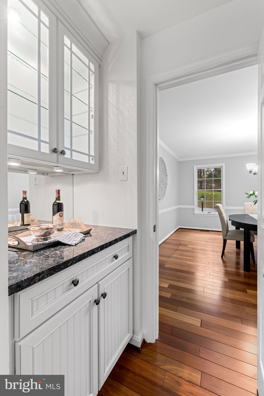 RIVER HILL - Residential