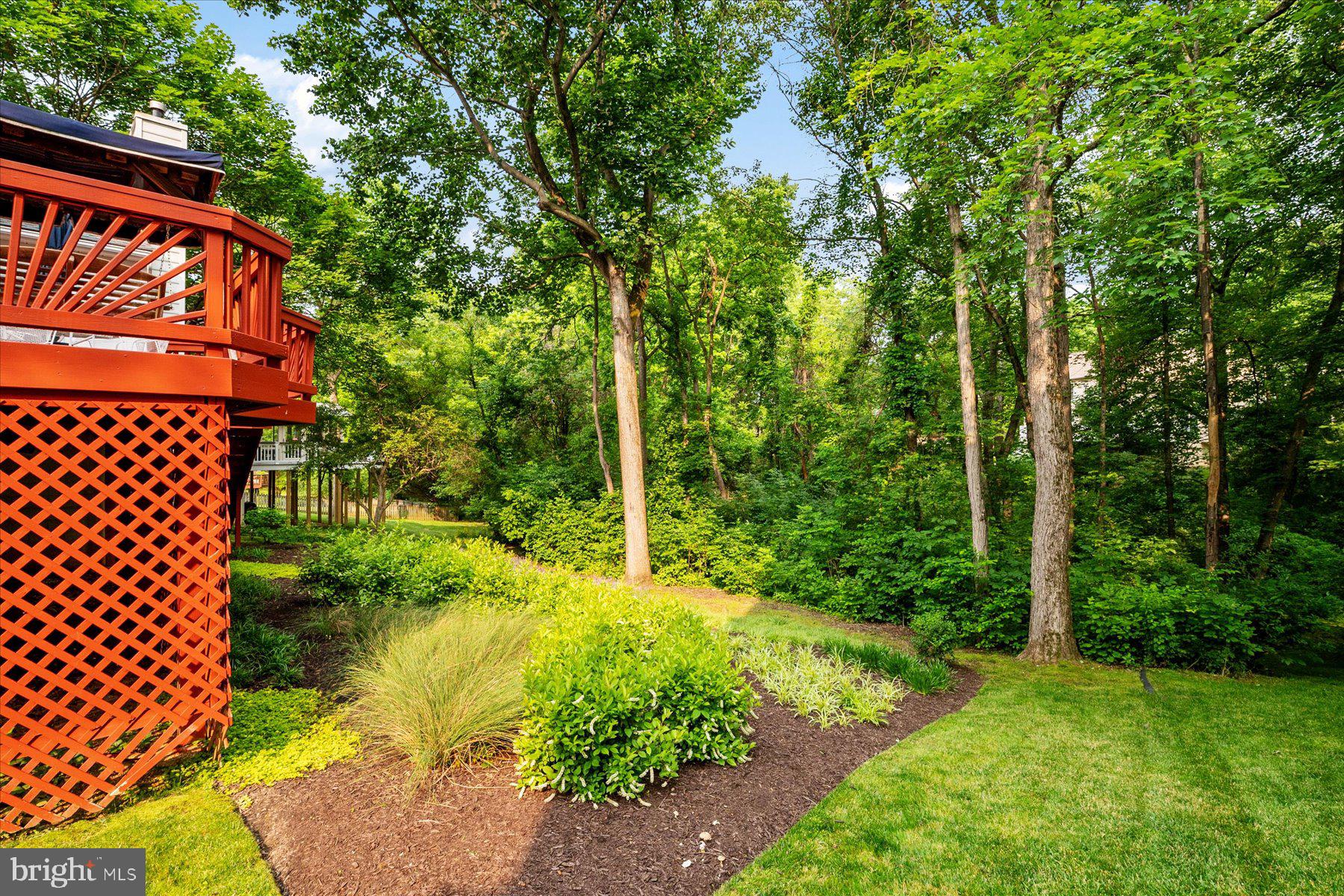 RIVER HILL - Residential