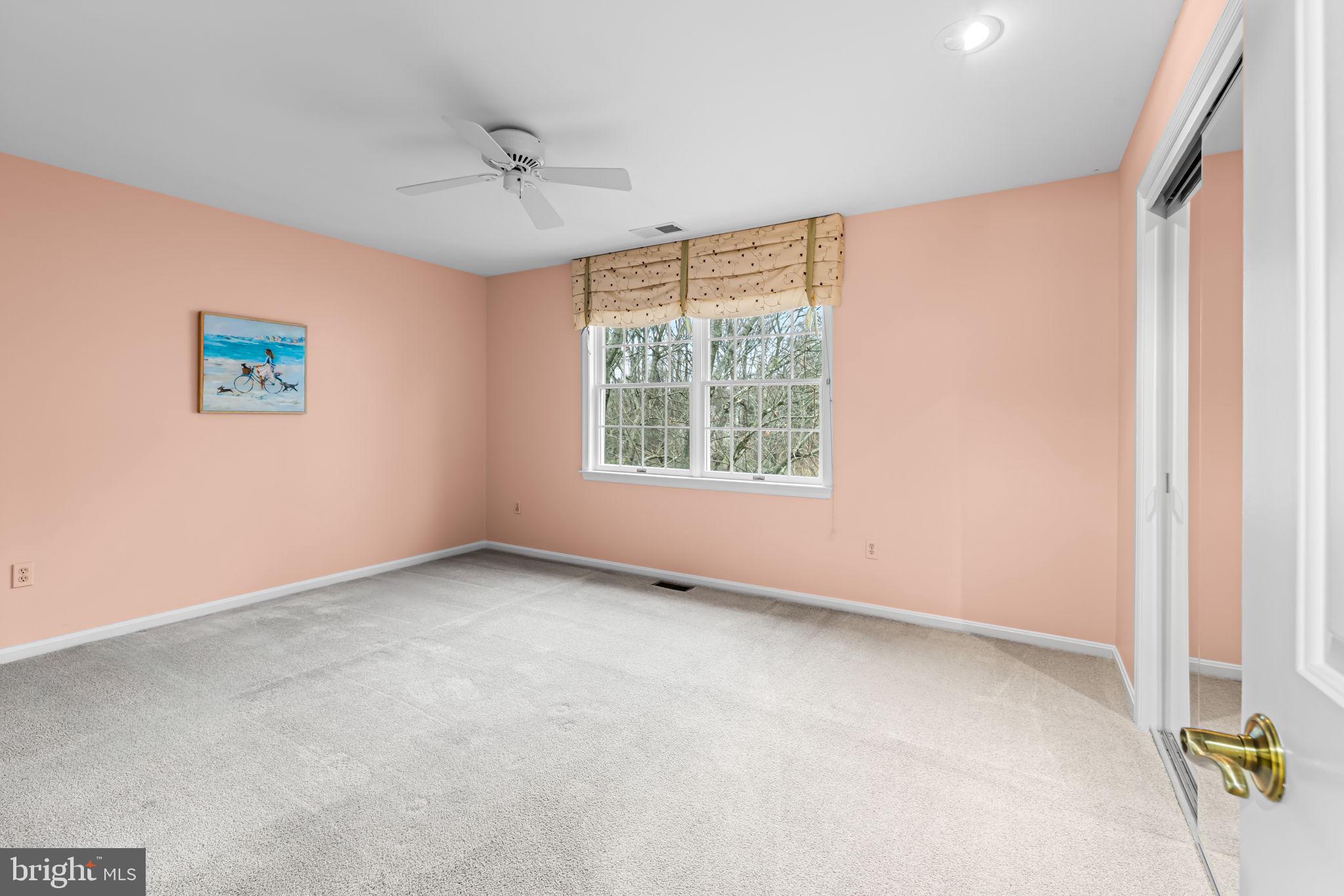 RIVER HILL - Residential