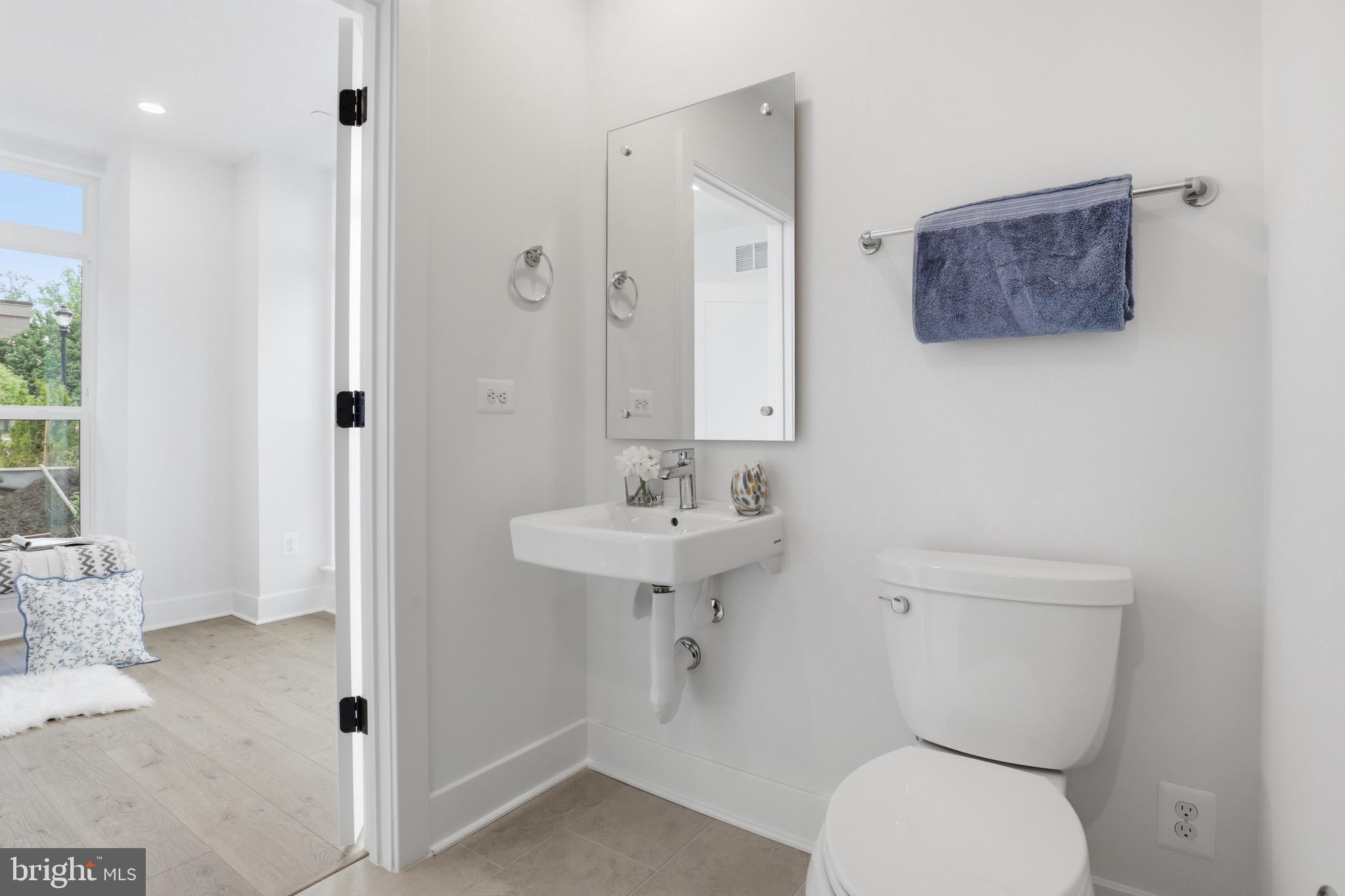 WESTBARD SQUARE - Residential