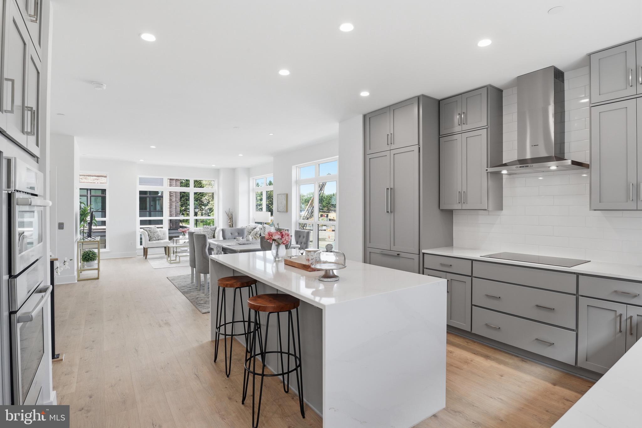 WESTBARD SQUARE - Residential