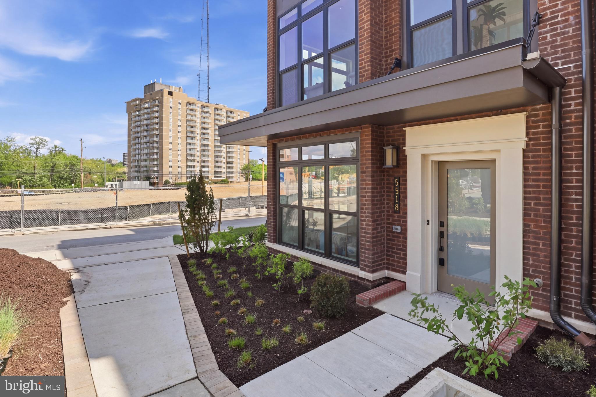 WESTBARD SQUARE - Residential