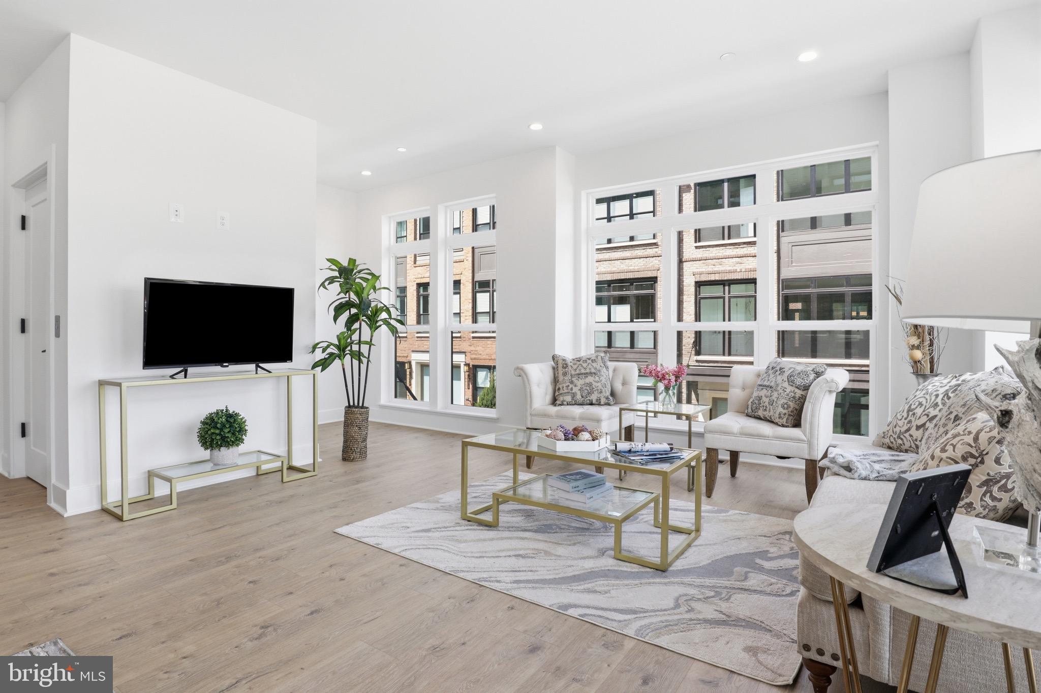 WESTBARD SQUARE - Residential