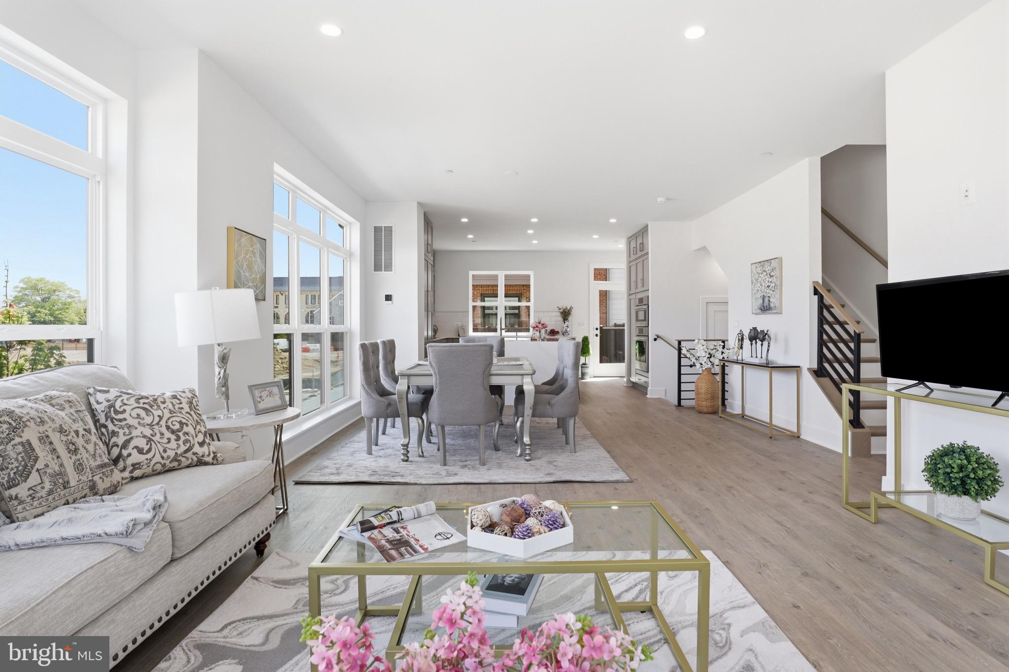 WESTBARD SQUARE - Residential