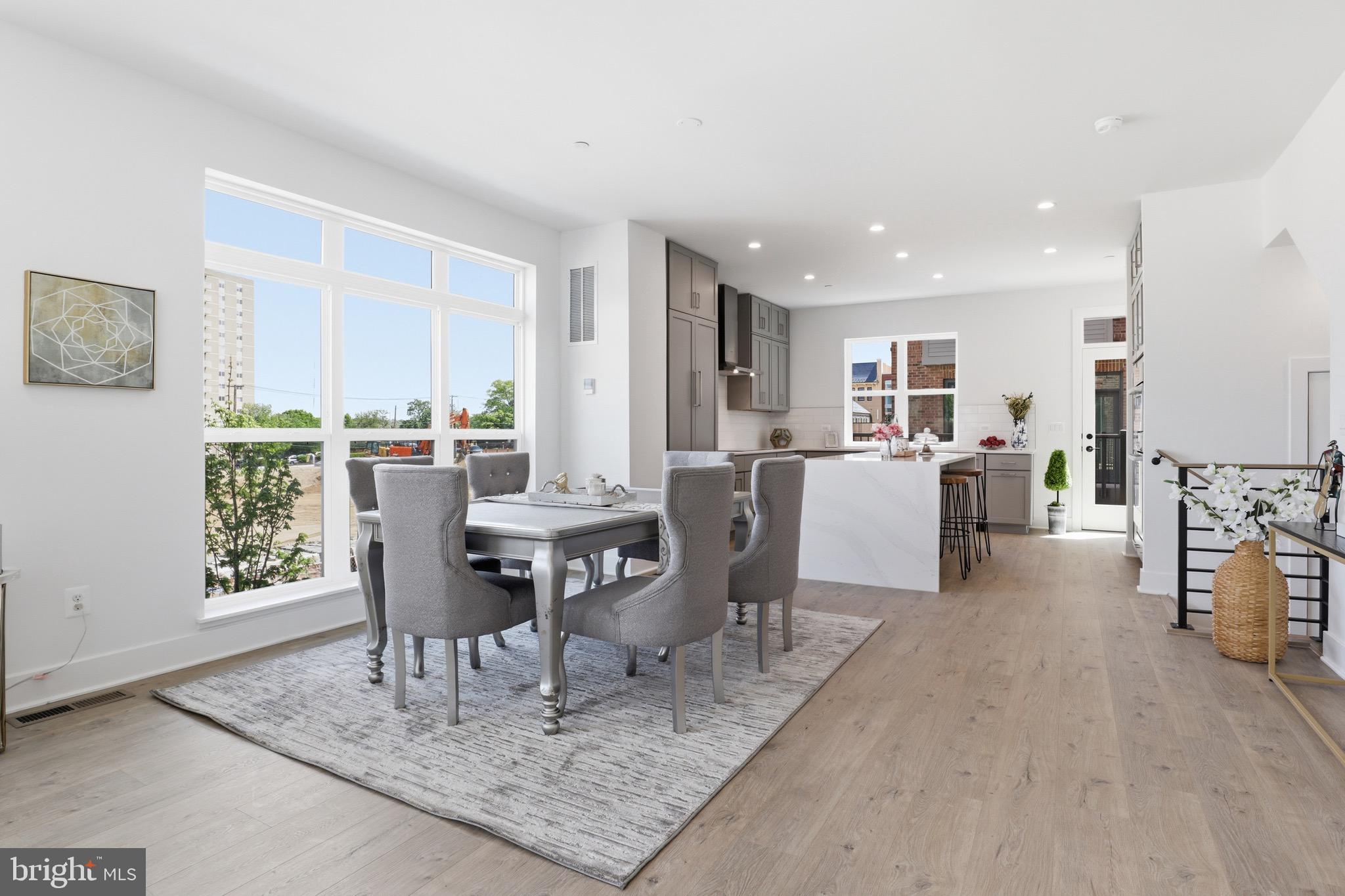 WESTBARD SQUARE - Residential