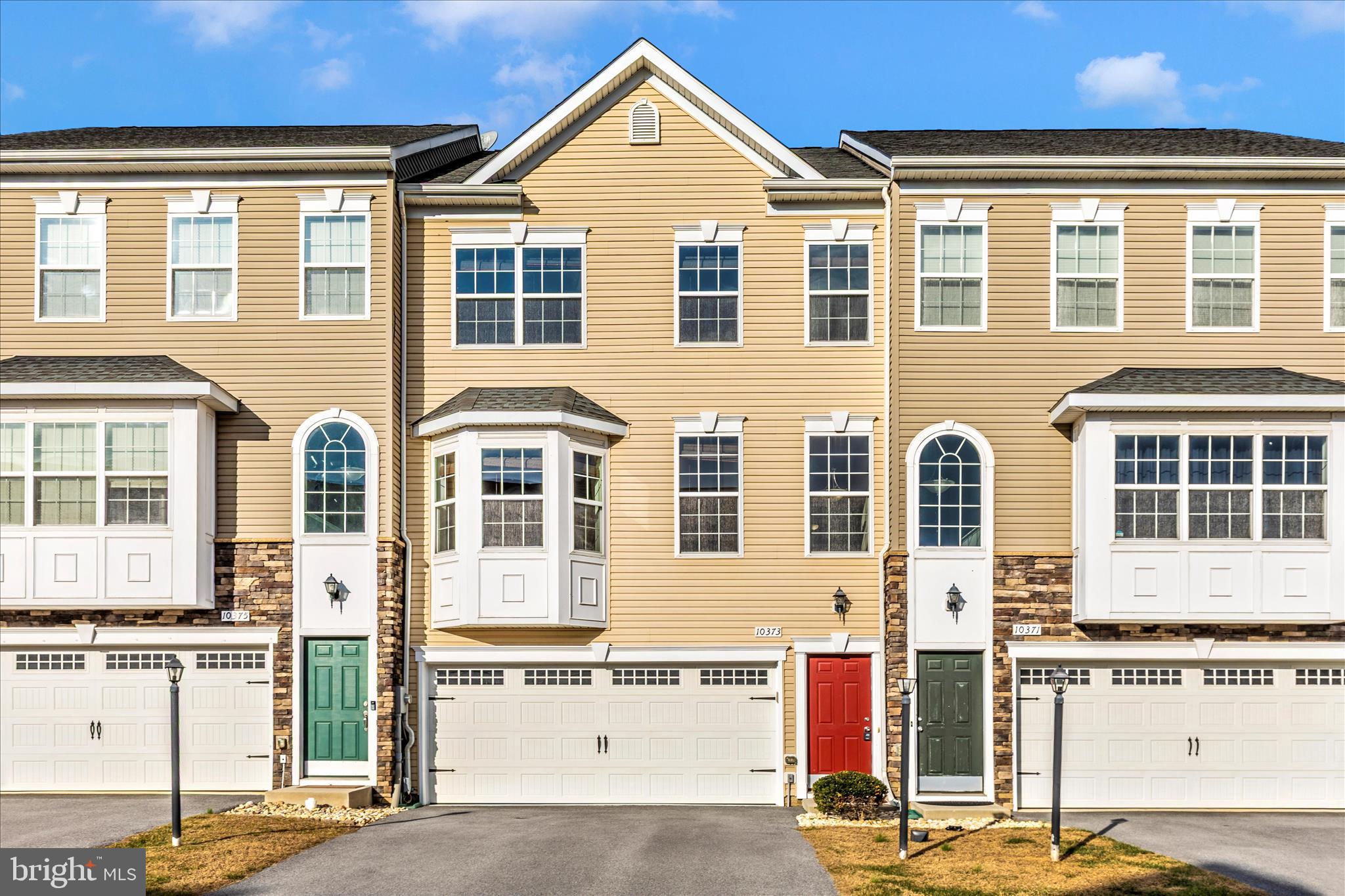 CARRIAGE HILL - Residential Lease