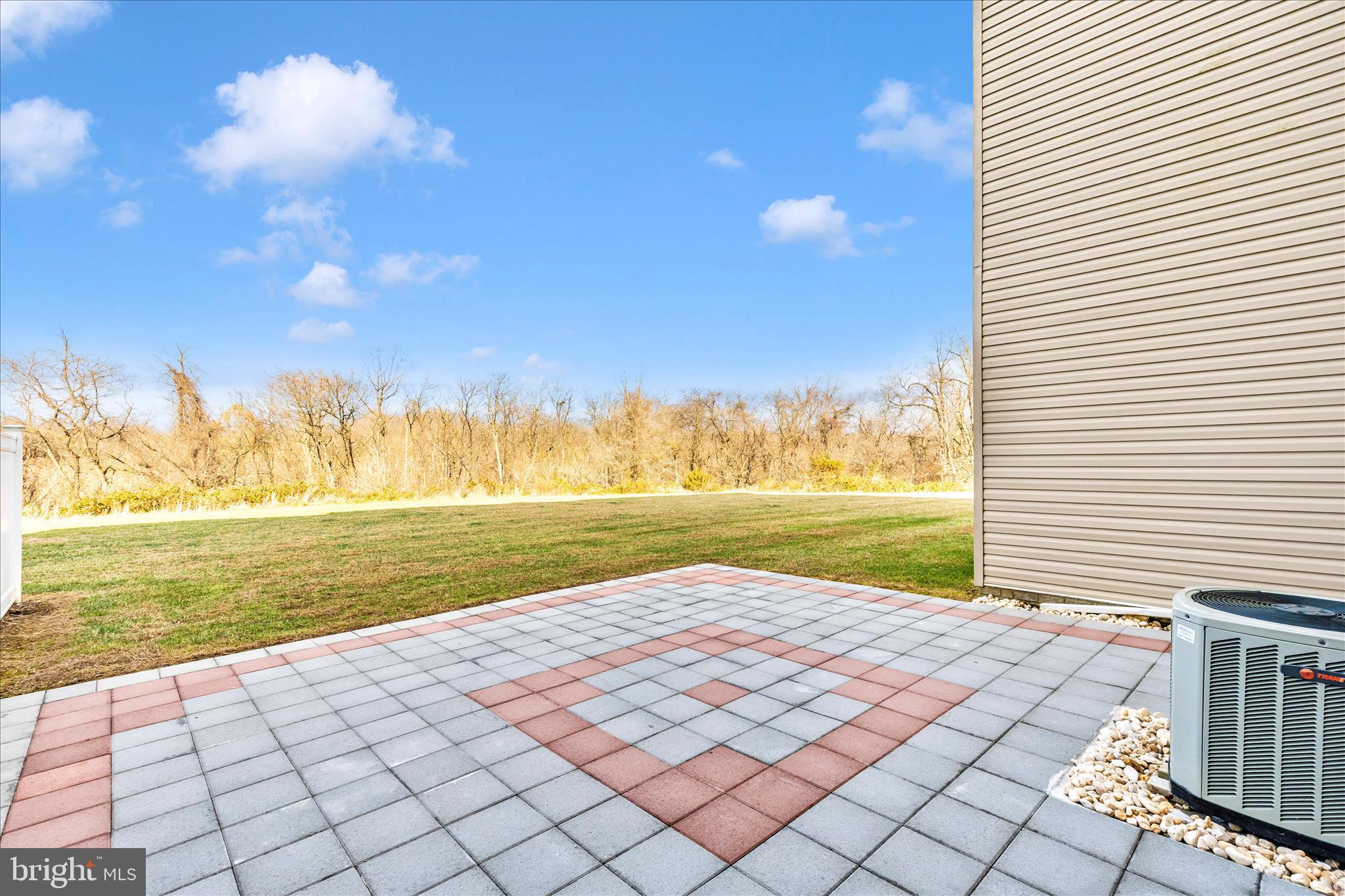 CARRIAGE HILL - Residential Lease