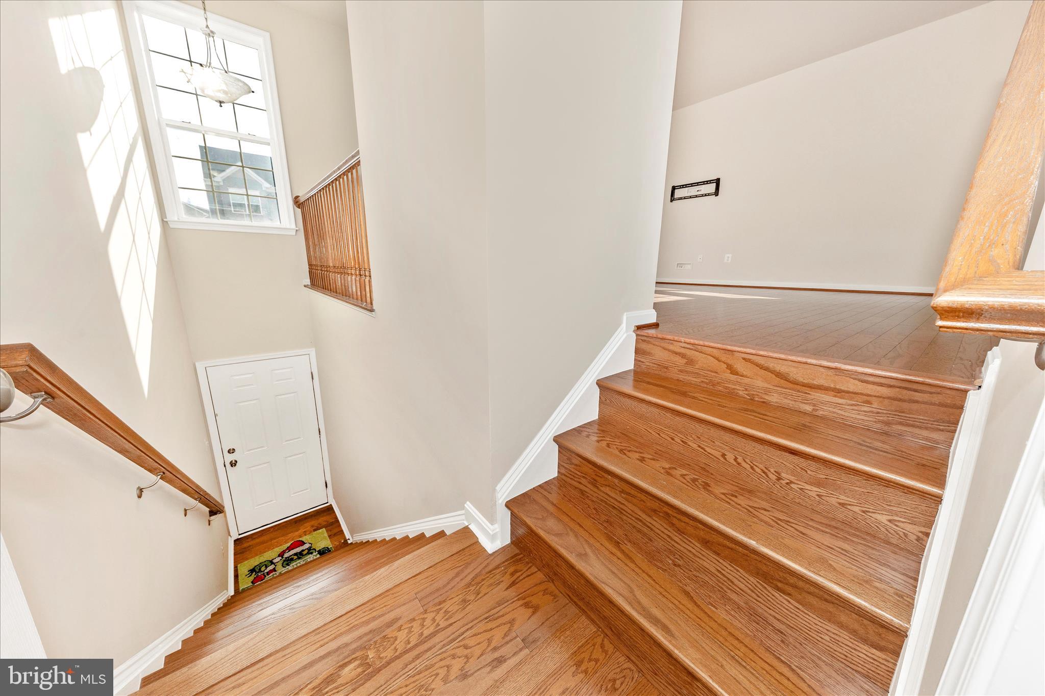 CARRIAGE HILL - Residential Lease