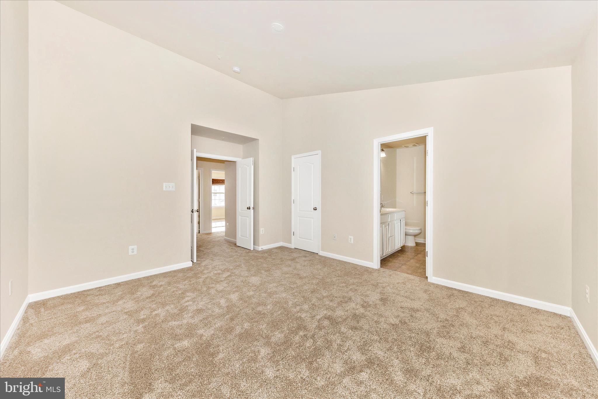 CARRIAGE HILL - Residential Lease