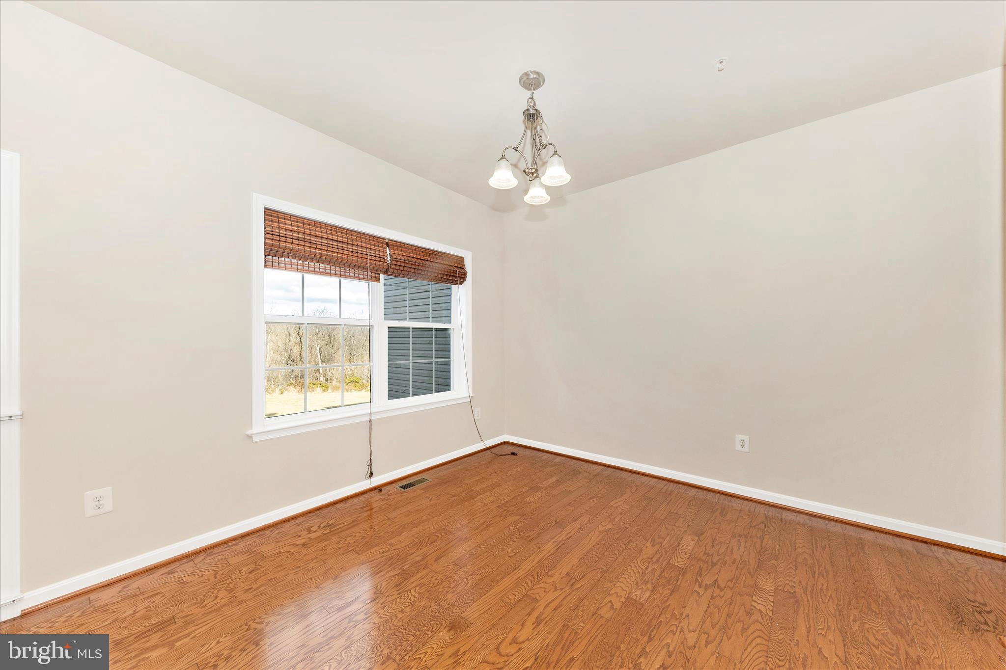 CARRIAGE HILL - Residential Lease