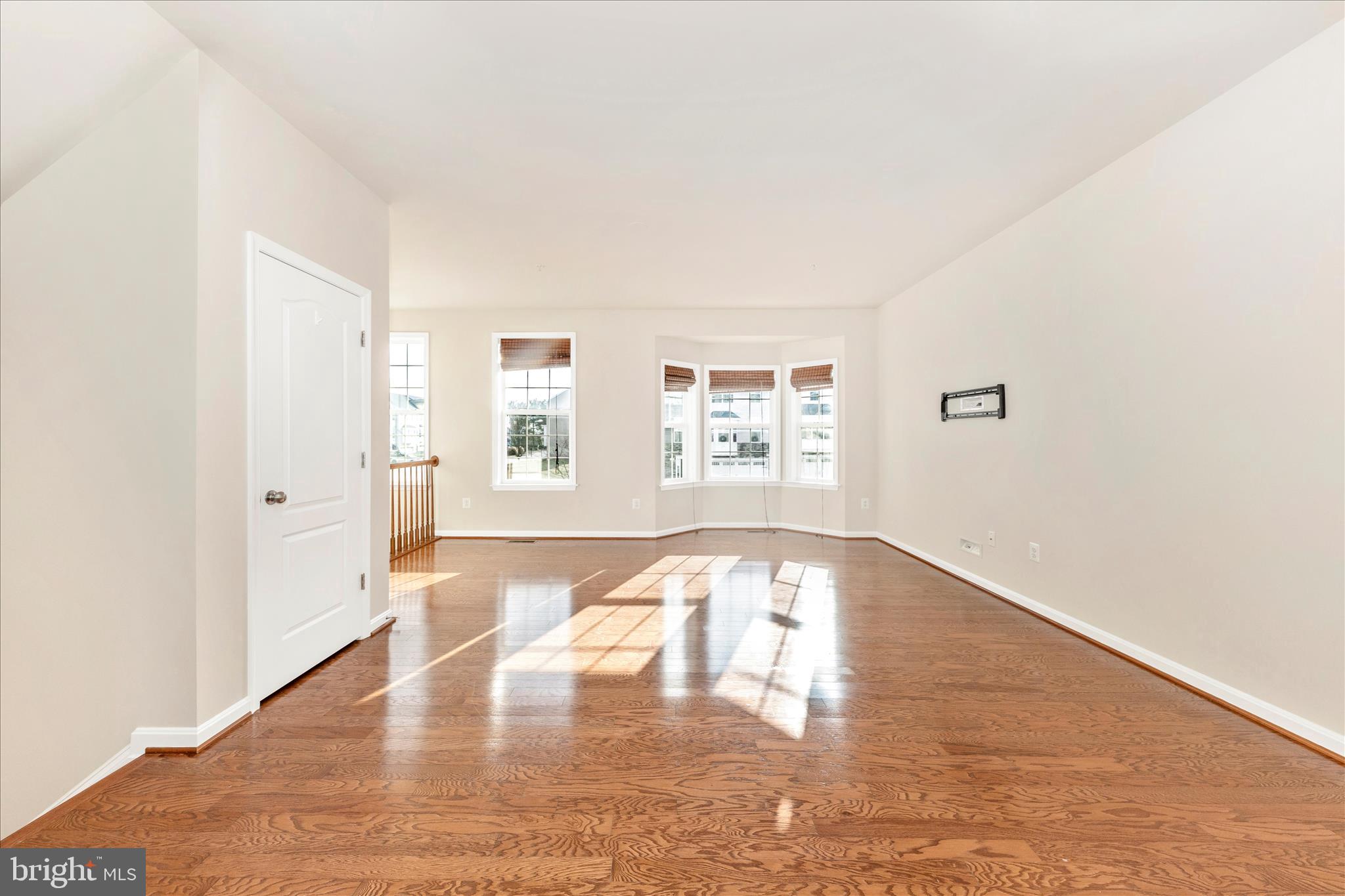 CARRIAGE HILL - Residential Lease