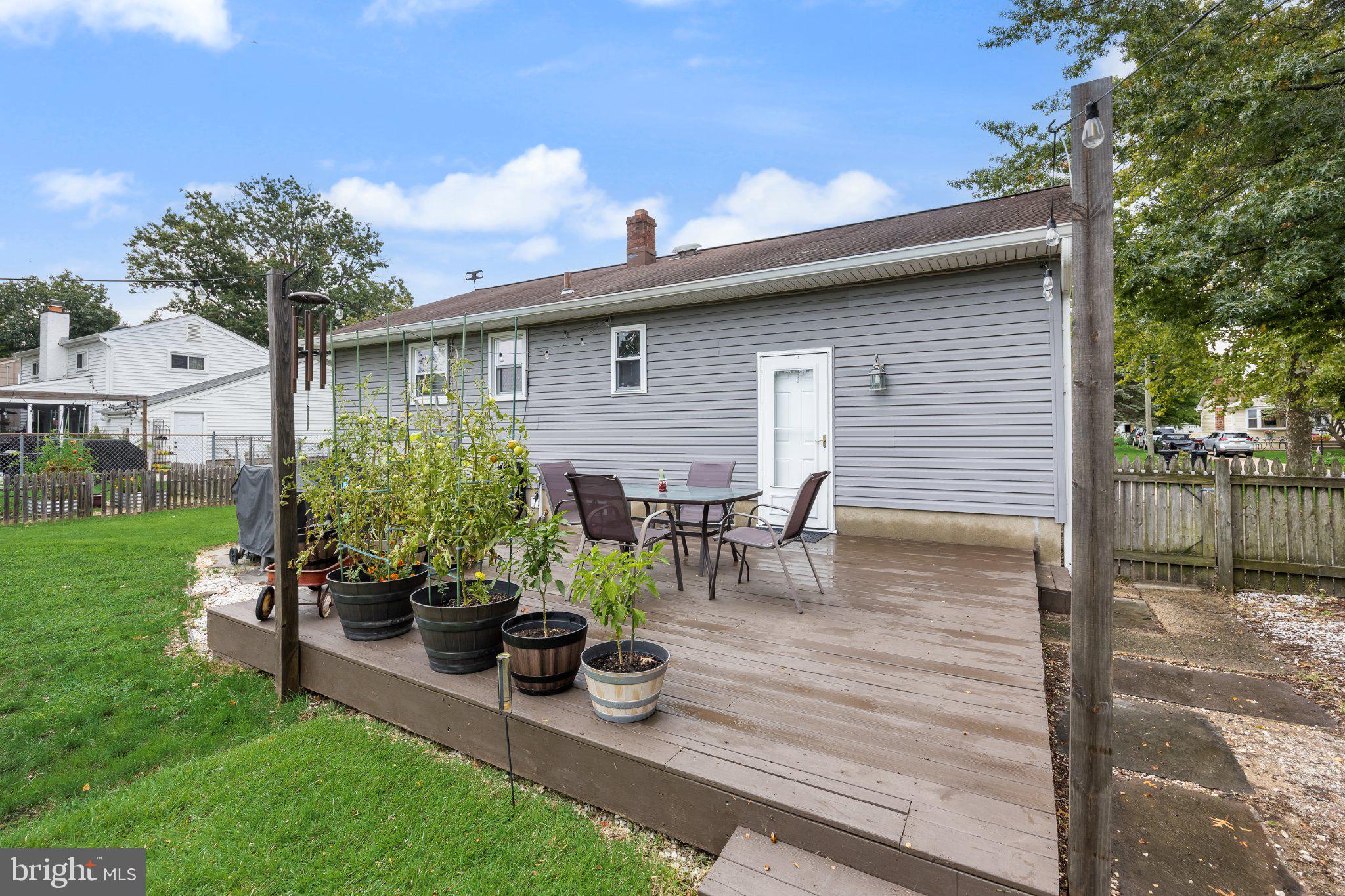 7 CHALFONT STREET