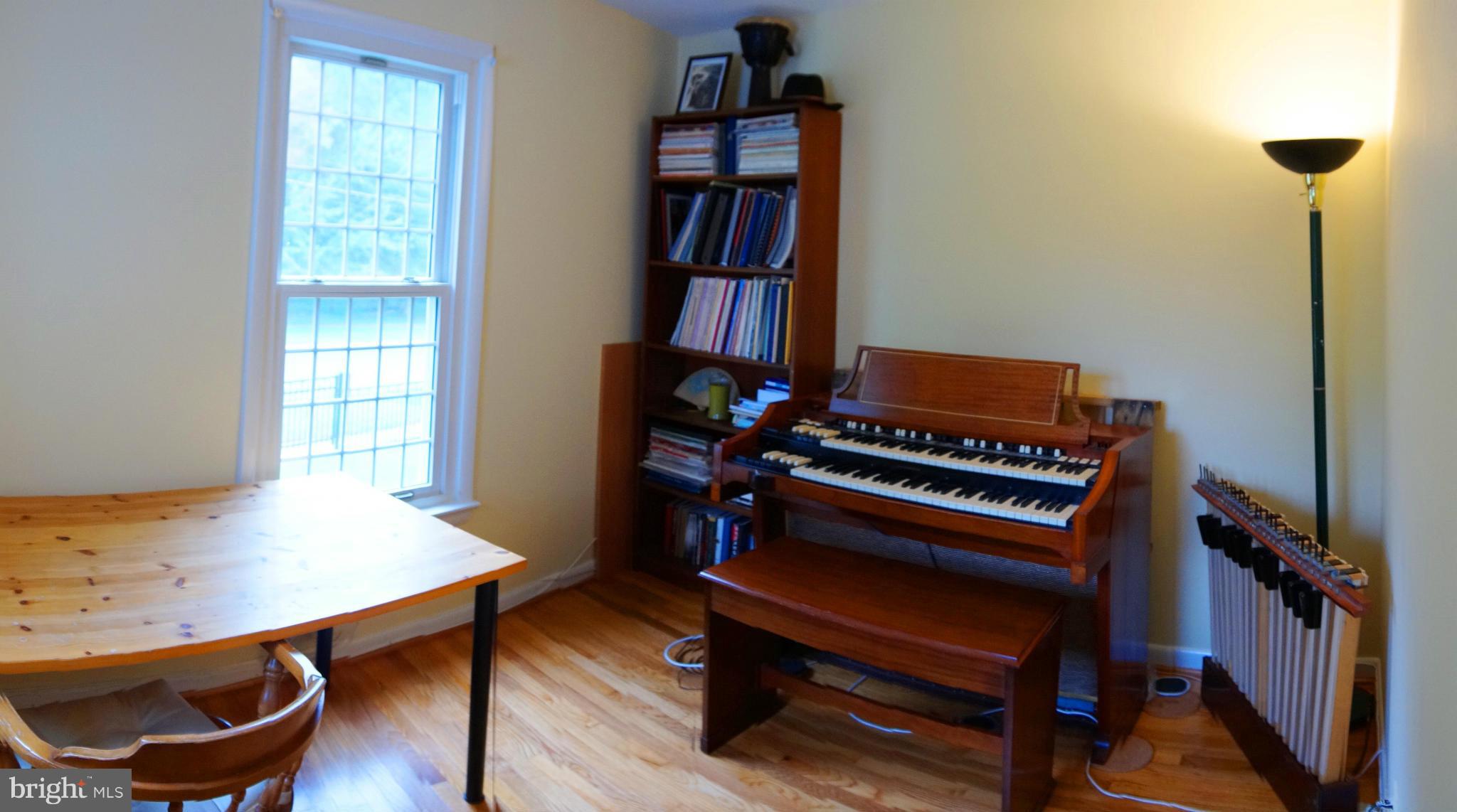 BROOKHAVEN - Residential