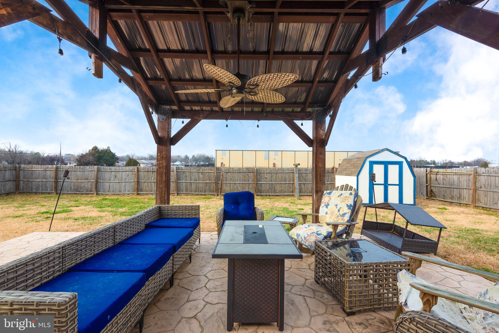 OAKVIEW - Residential