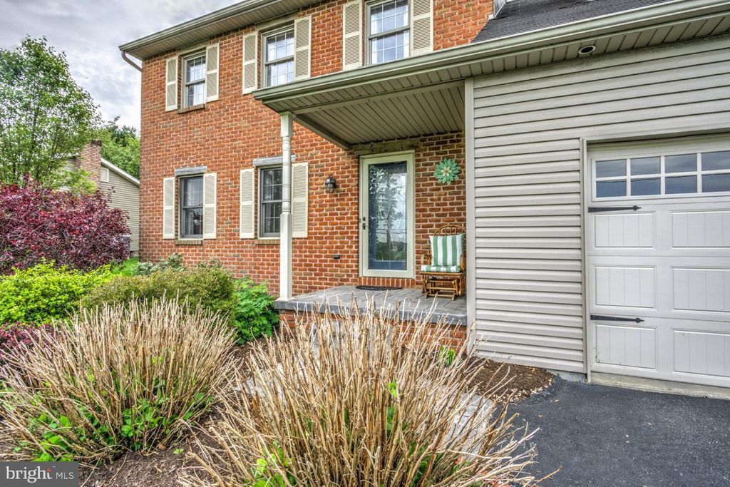 Photo of 690 W CHURCH RD, EPHRATA, PA 17522 (MLS # PALA2034850)