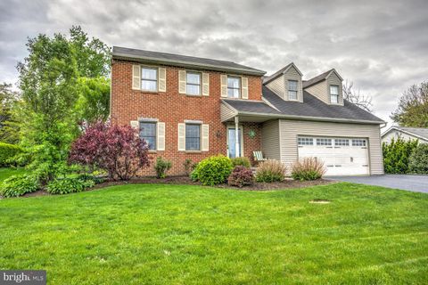 Photo of 690 W CHURCH RD, EPHRATA, PA 17522 (MLS # PALA2034850)