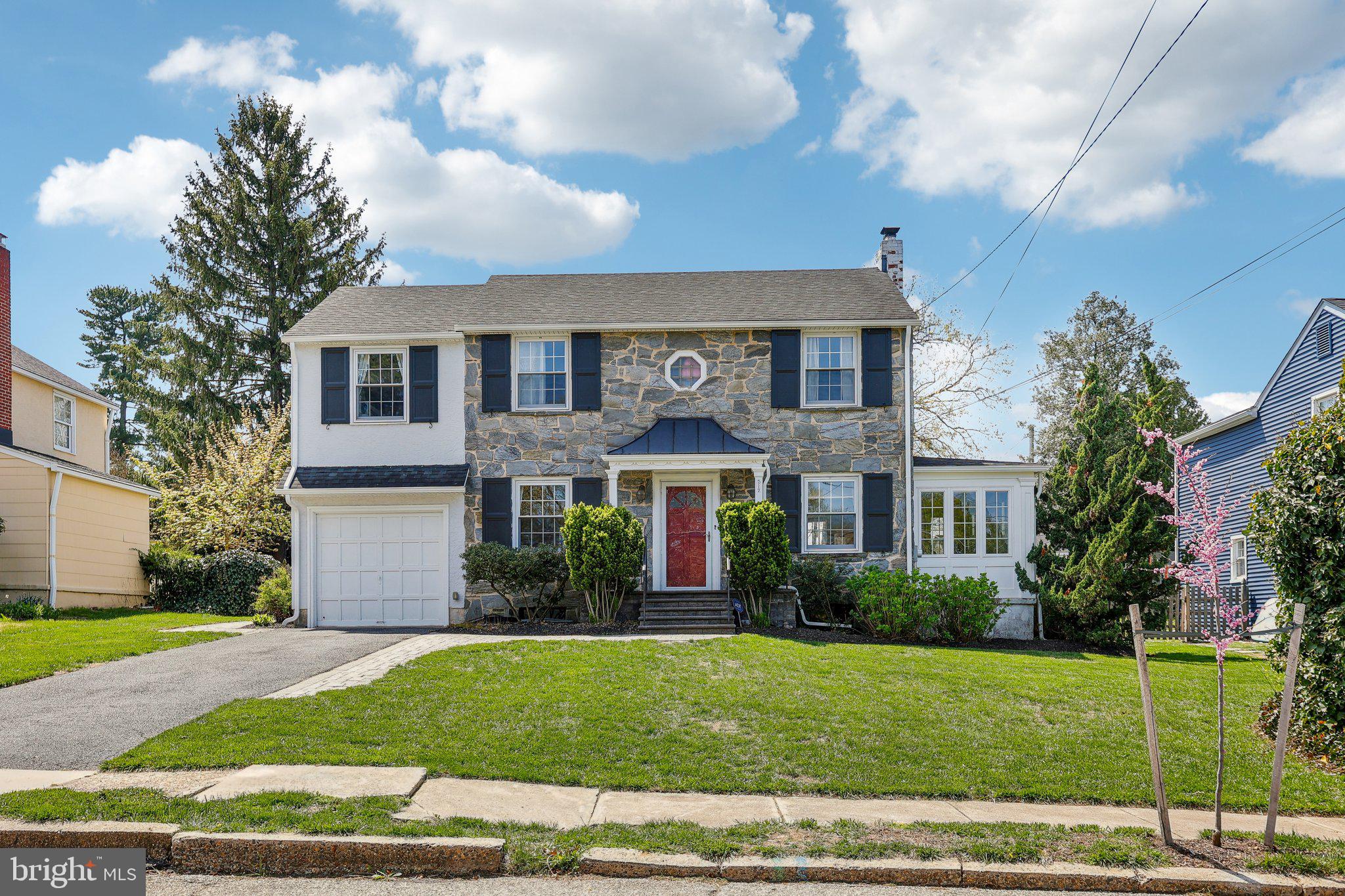 512 HOMESTEAD AVENUE