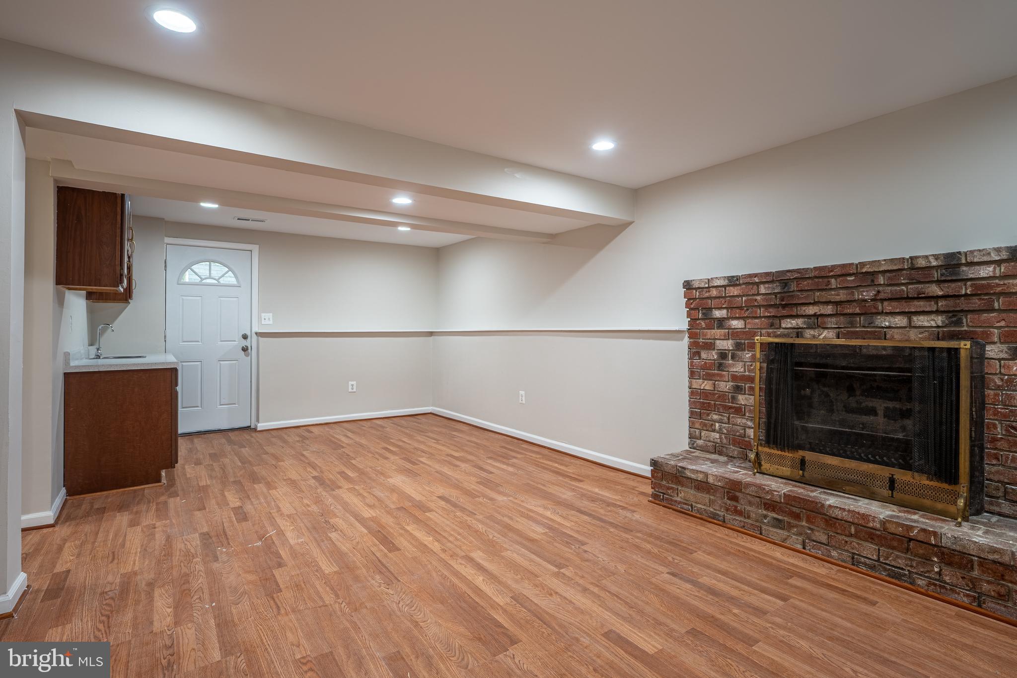 AMBER MEADOWS - Residential