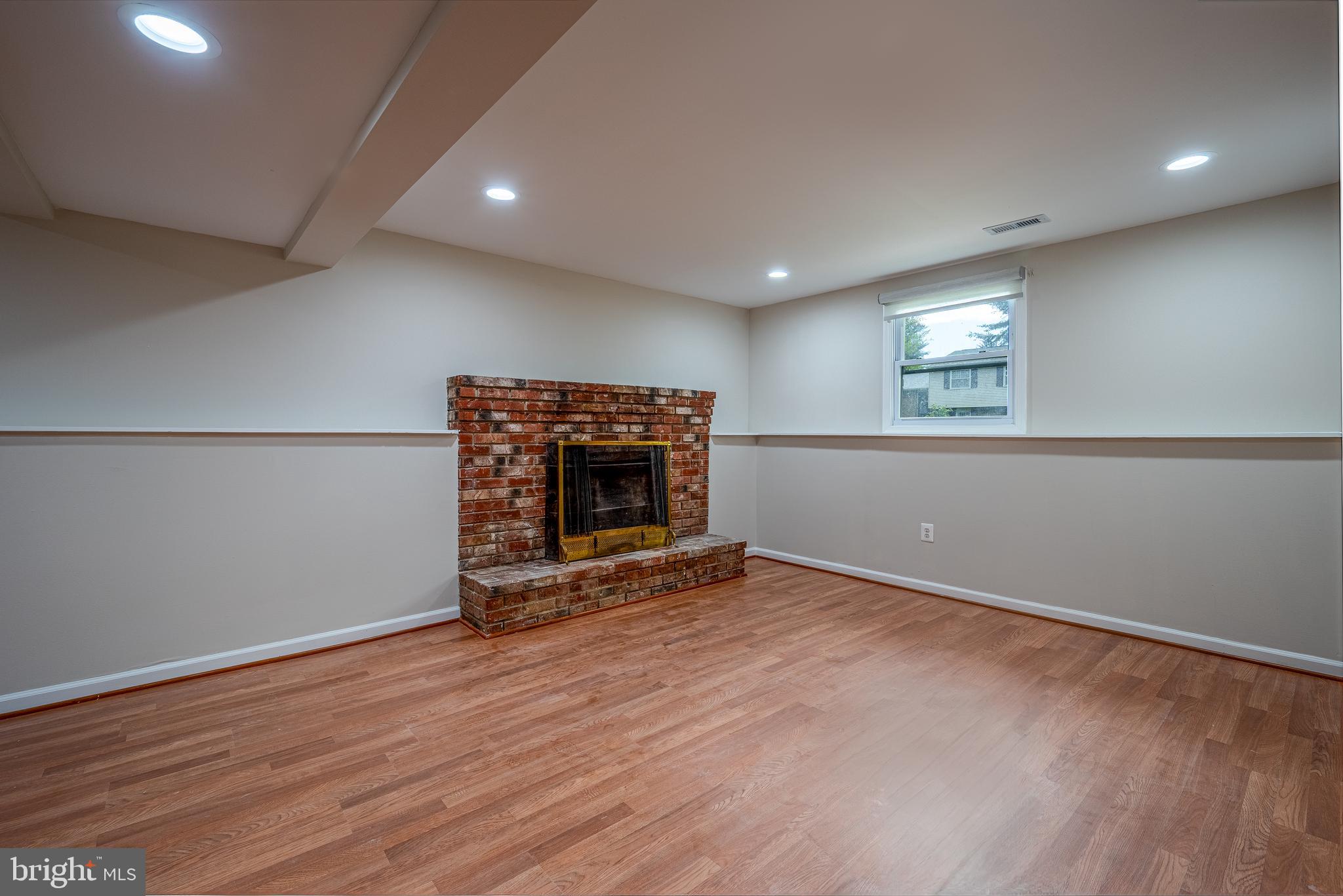 AMBER MEADOWS - Residential