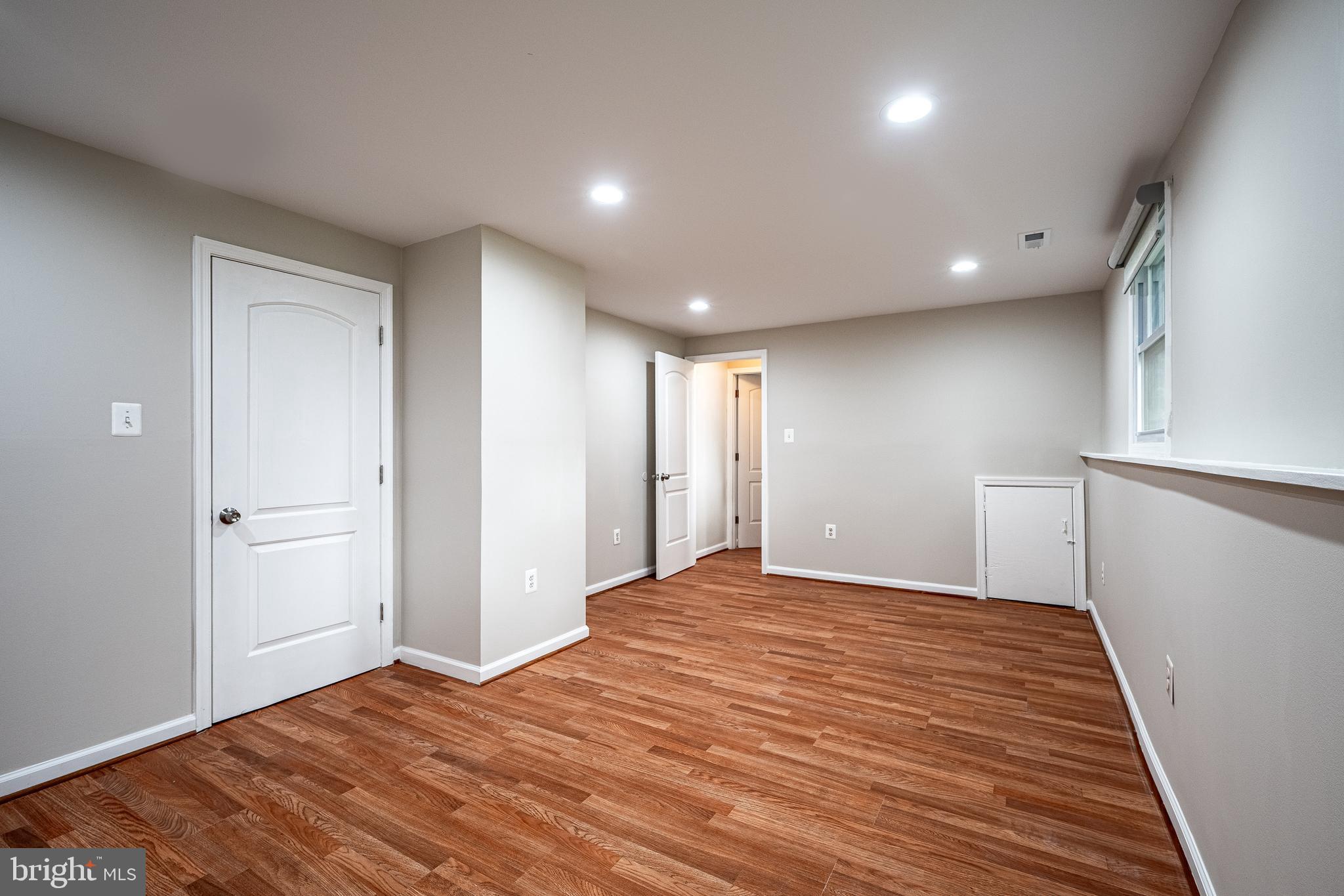 AMBER MEADOWS - Residential