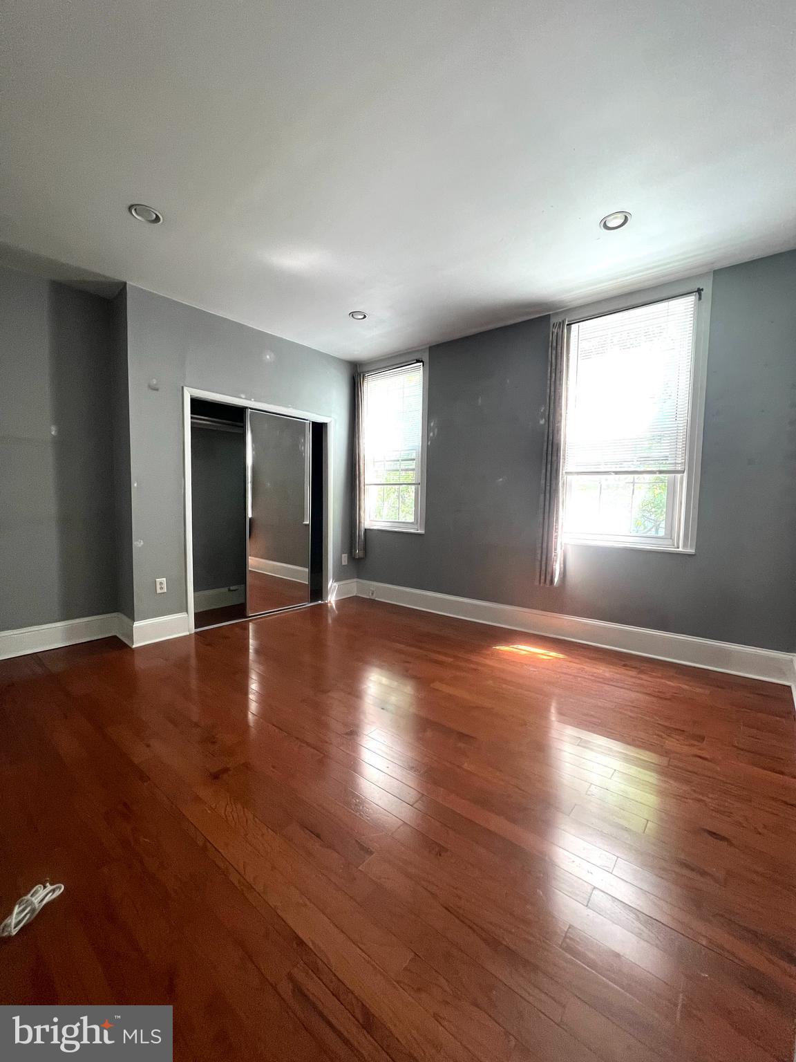 GRADUATE HOSPITAL - Residential Lease