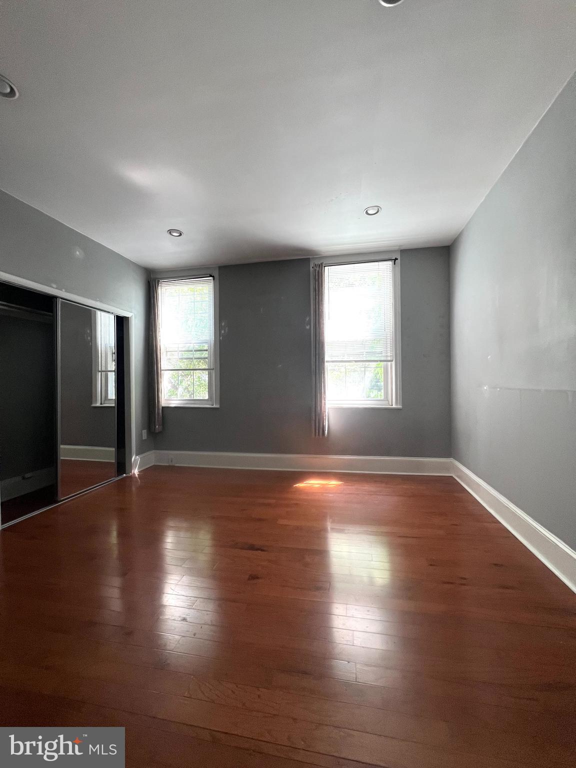 GRADUATE HOSPITAL - Residential Lease