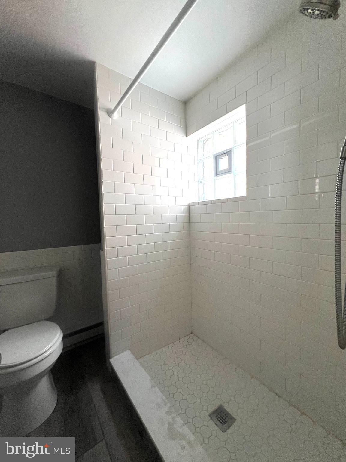 GRADUATE HOSPITAL - Residential Lease