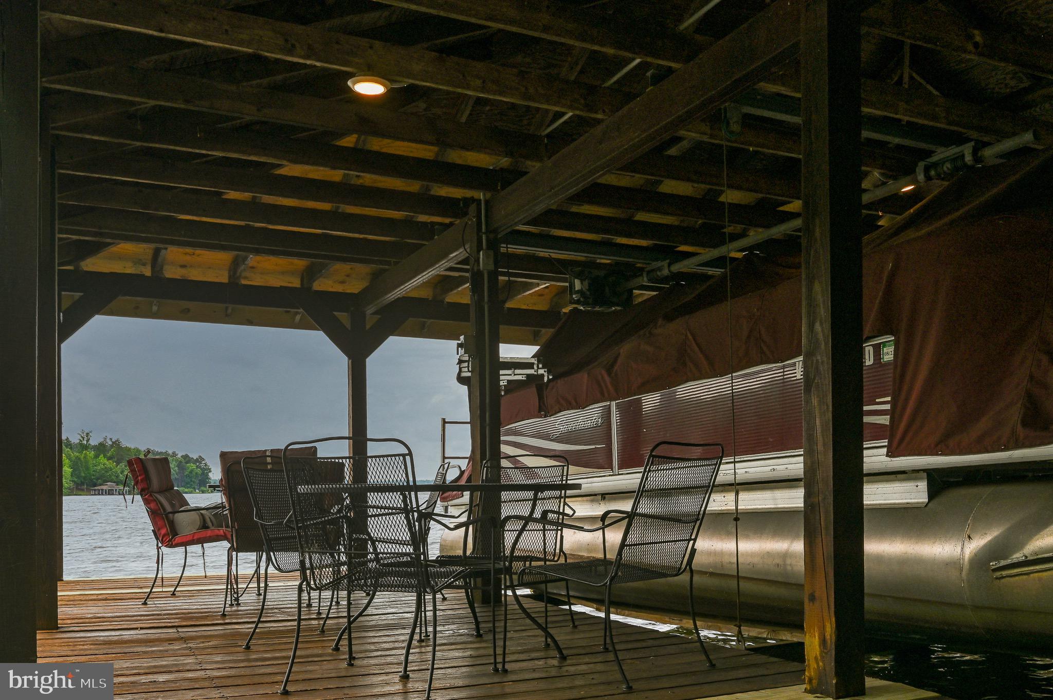 ROCKLAND CREEK ESTATES - Residential