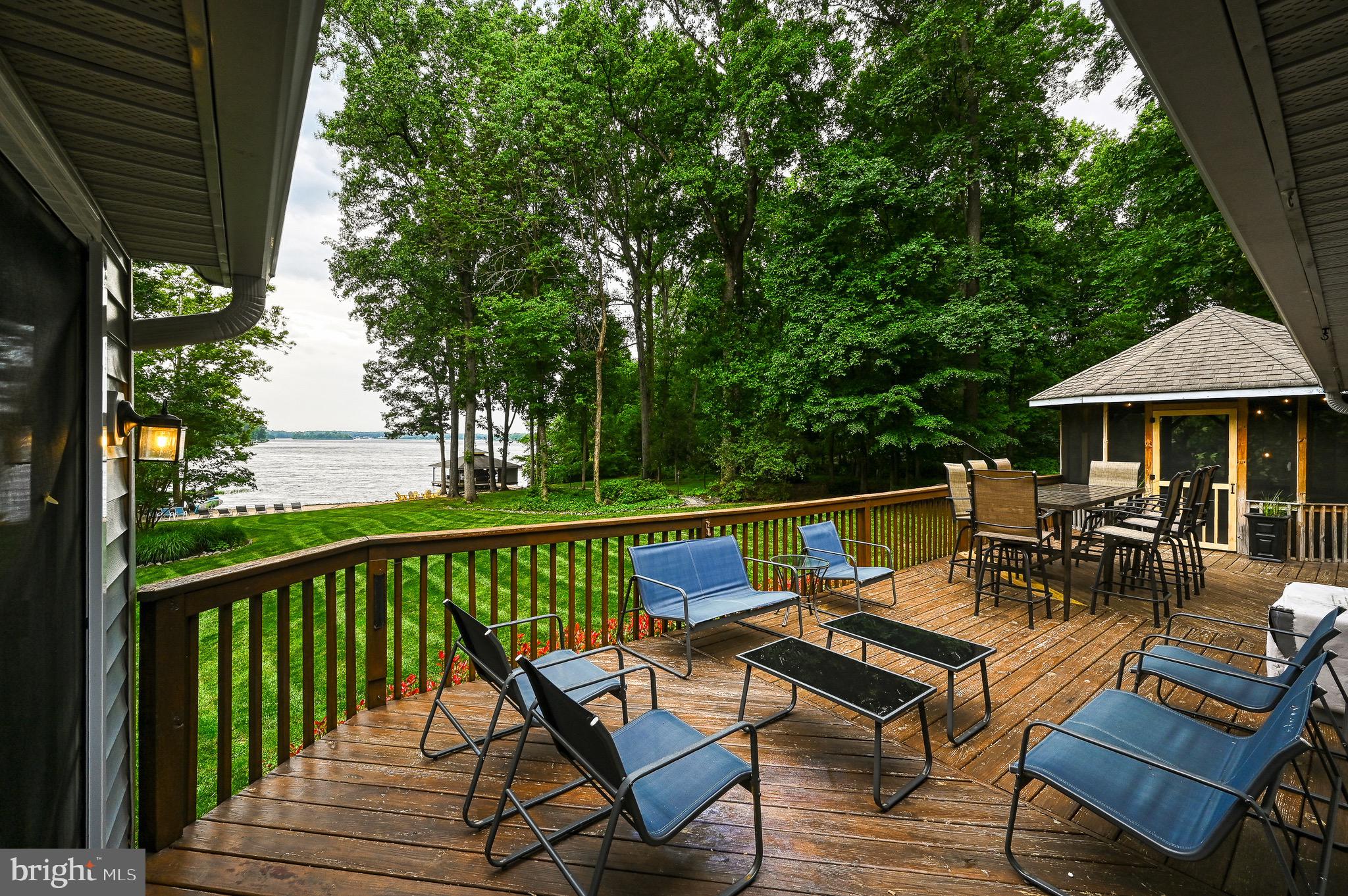 ROCKLAND CREEK ESTATES - Residential