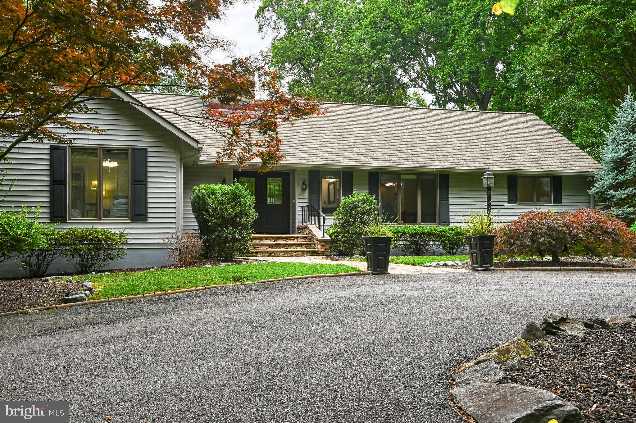 ROCKLAND CREEK ESTATES - Residential