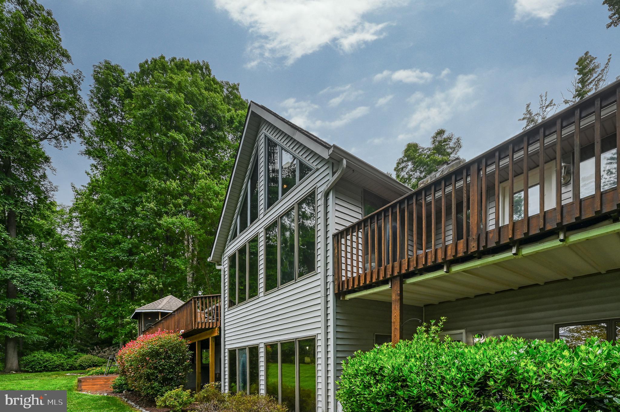 ROCKLAND CREEK ESTATES - Residential