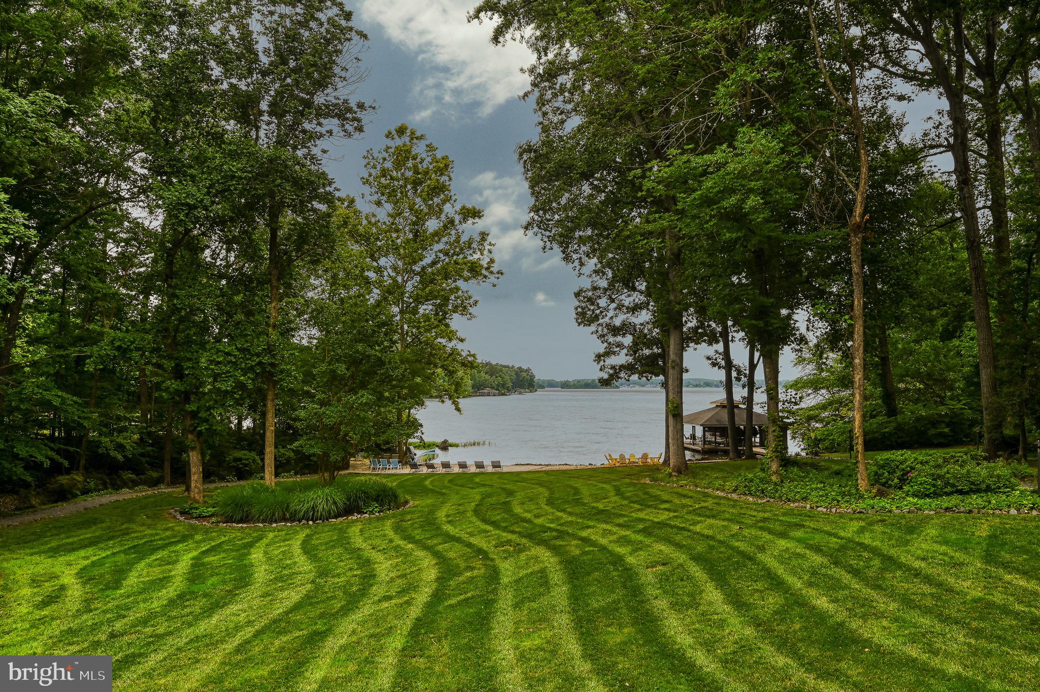 ROCKLAND CREEK ESTATES - Residential