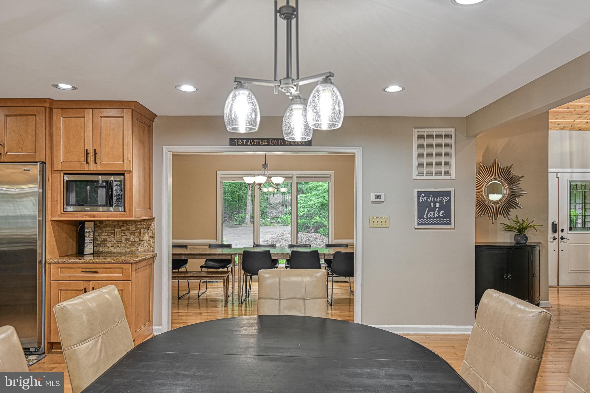 ROCKLAND CREEK ESTATES - Residential