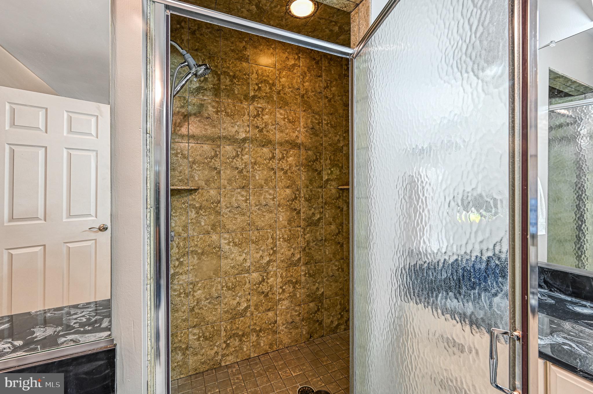 ROCKLAND CREEK ESTATES - Residential