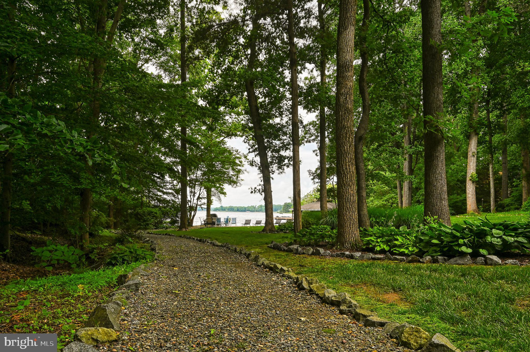 ROCKLAND CREEK ESTATES - Residential