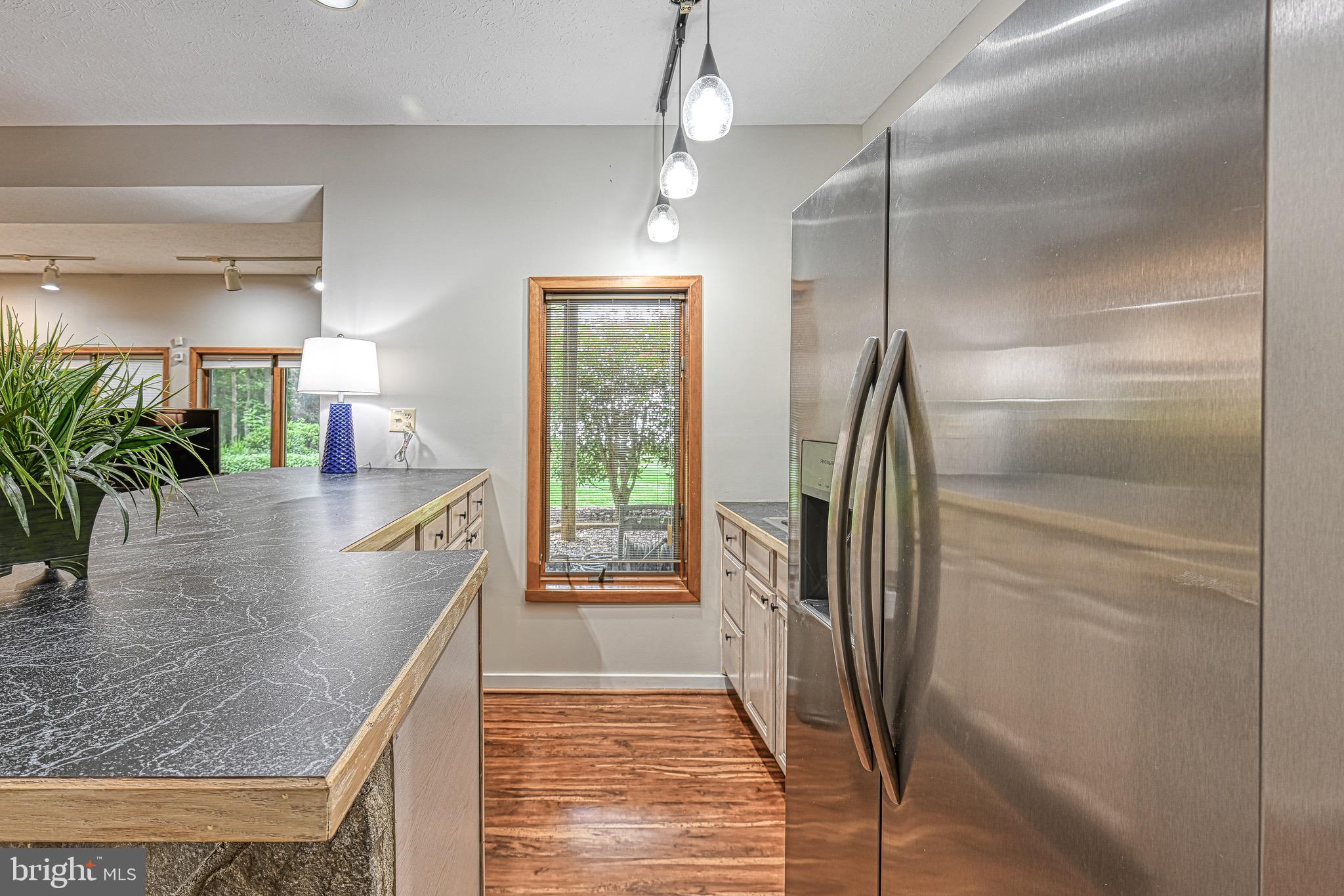 ROCKLAND CREEK ESTATES - Residential