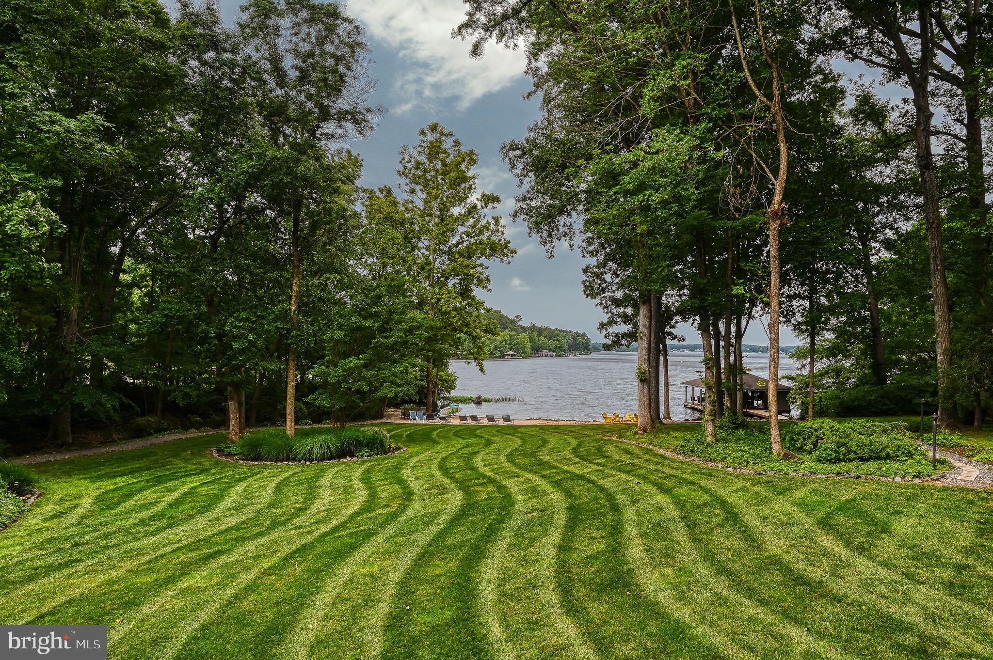 ROCKLAND CREEK ESTATES - Residential